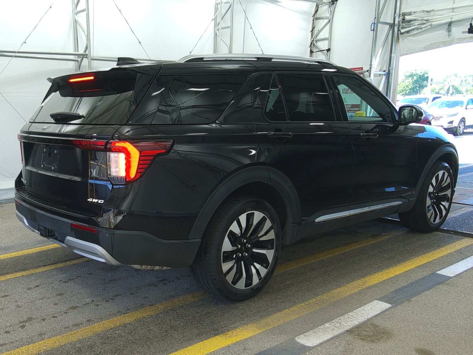 FORD EXPLORER - 5