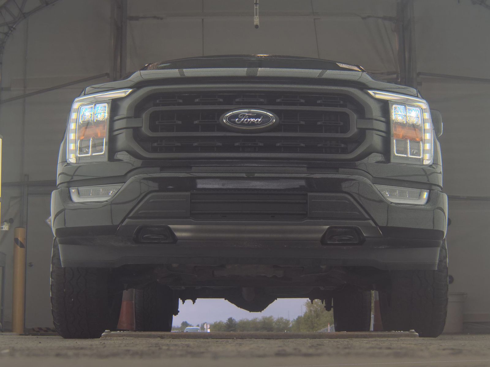 FORD F-150 - 4