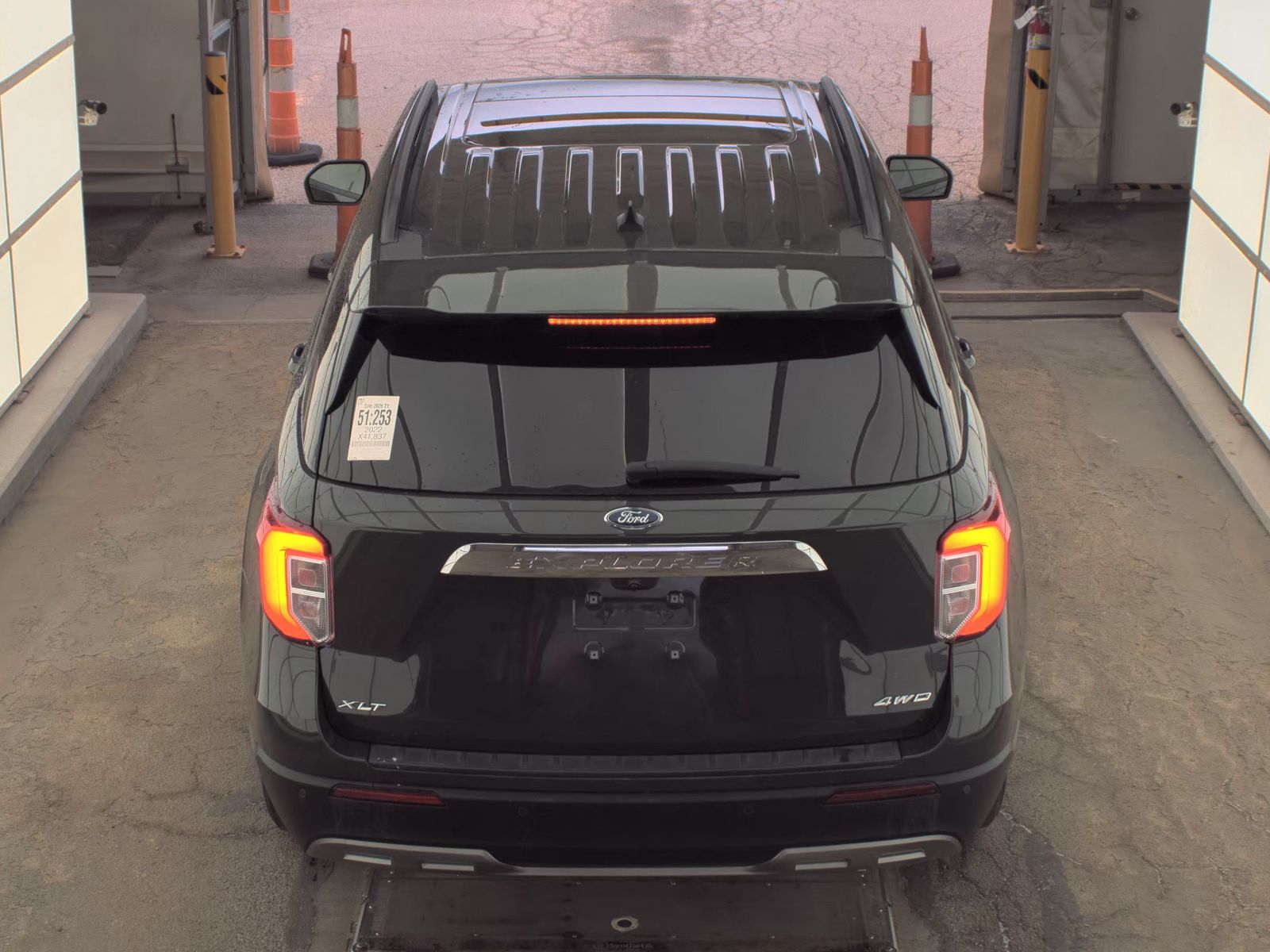 FORD EXPLORER - 7