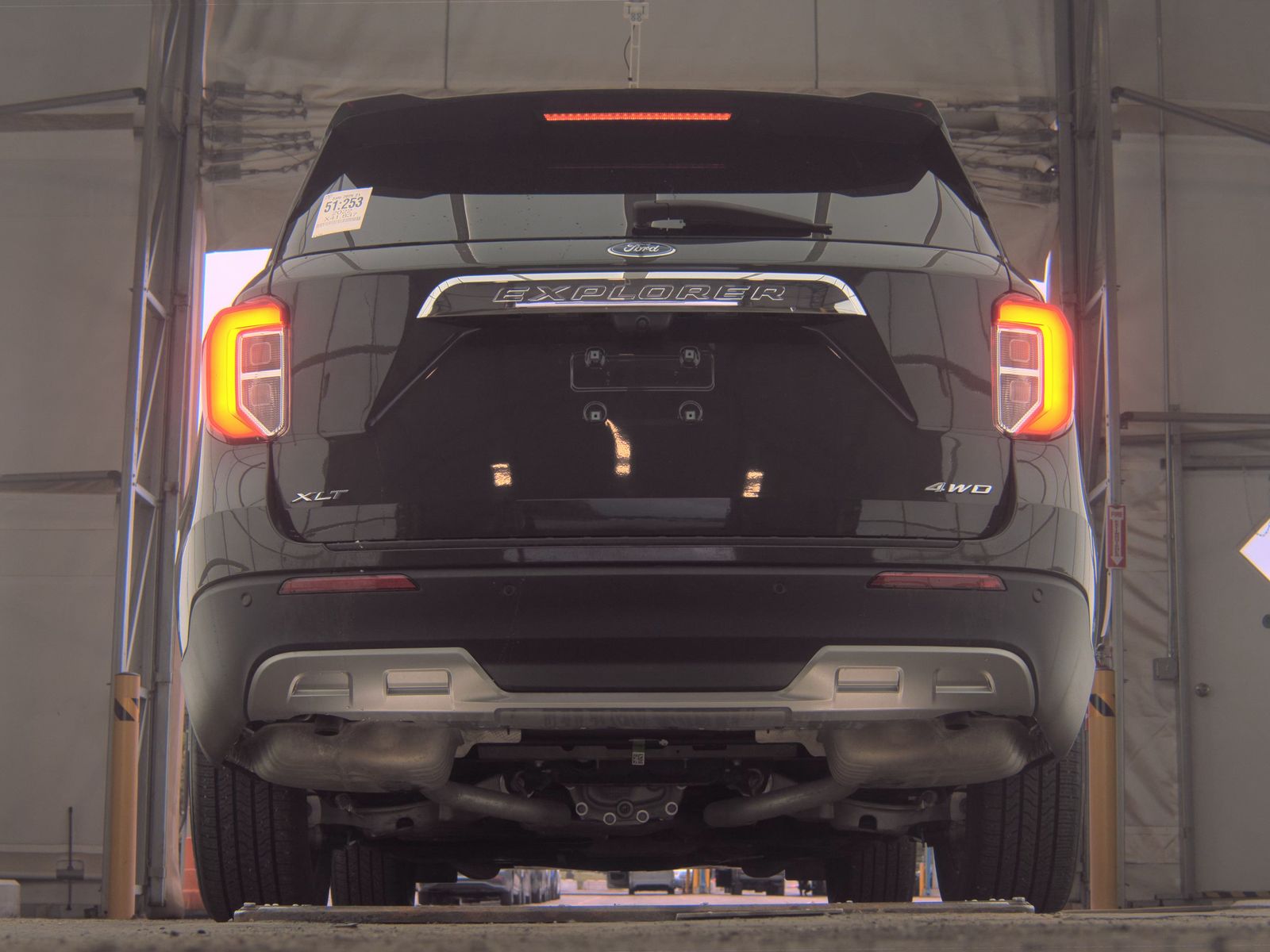 FORD EXPLORER - 8