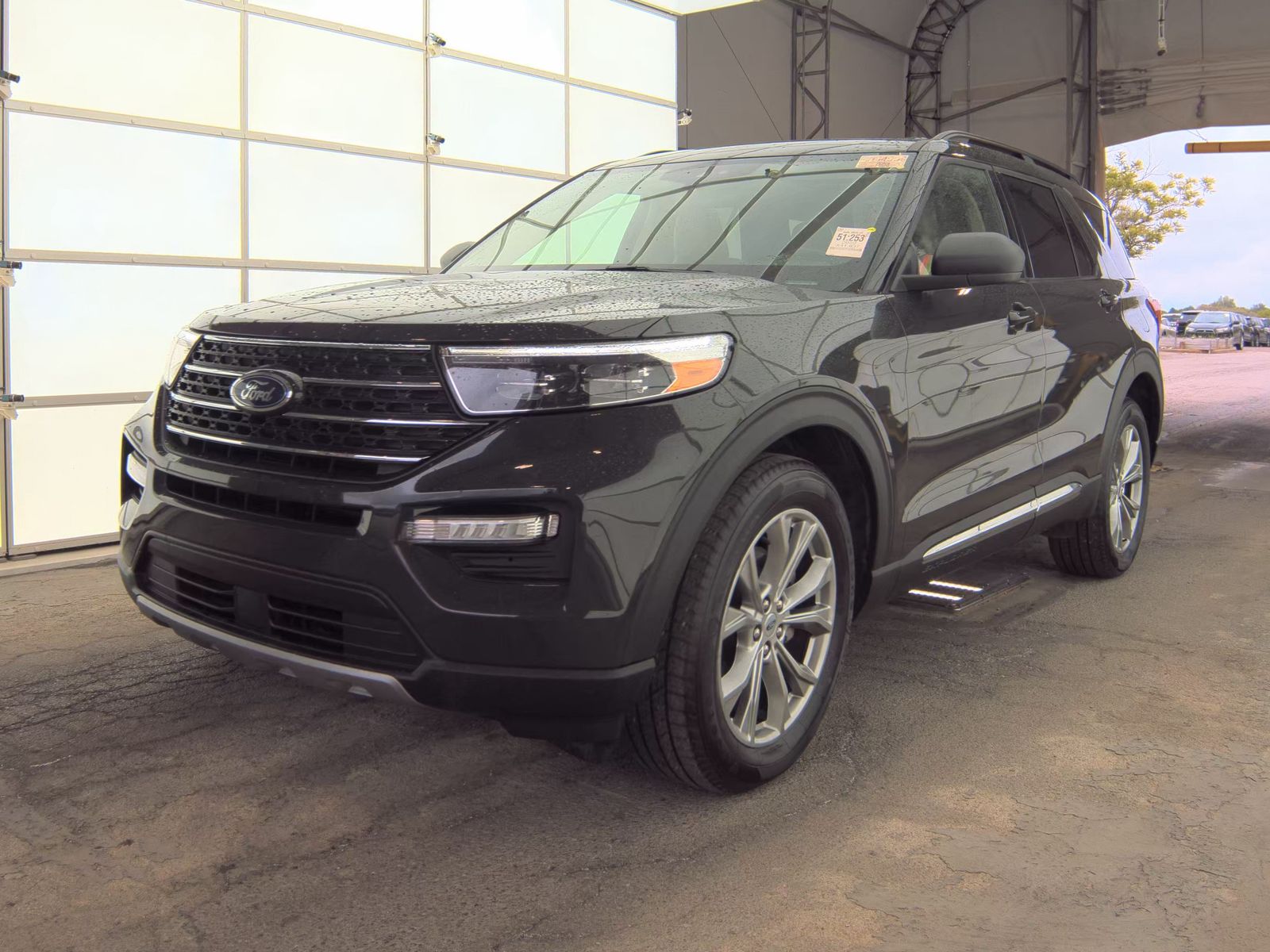 FORD EXPLORER - 1