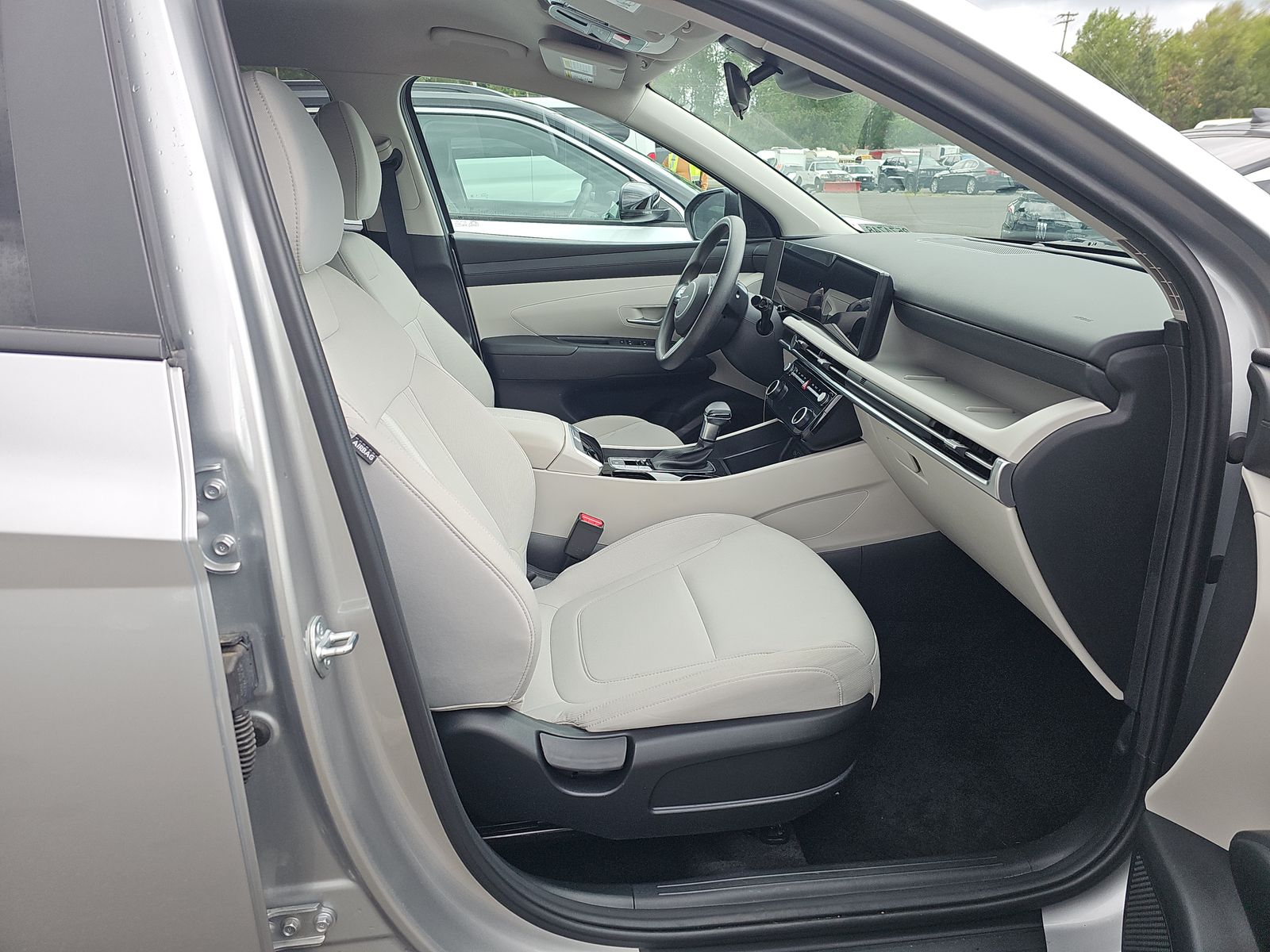 HYUNDAI TUCSON - 9