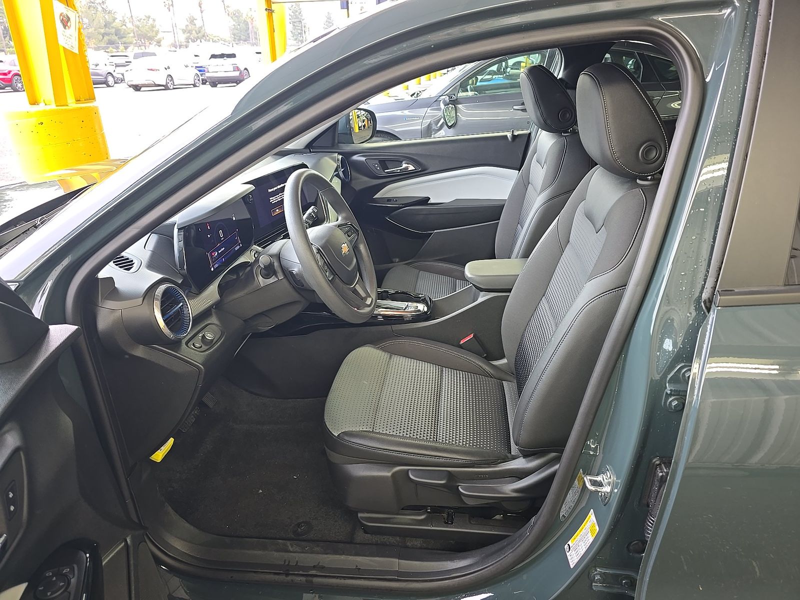 CHEVROLET TRAX - 8
