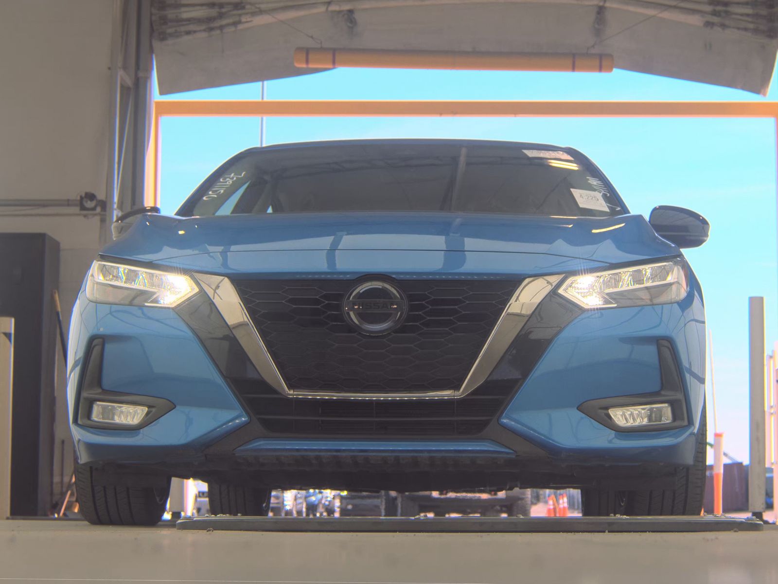NISSAN SENTRA - 4