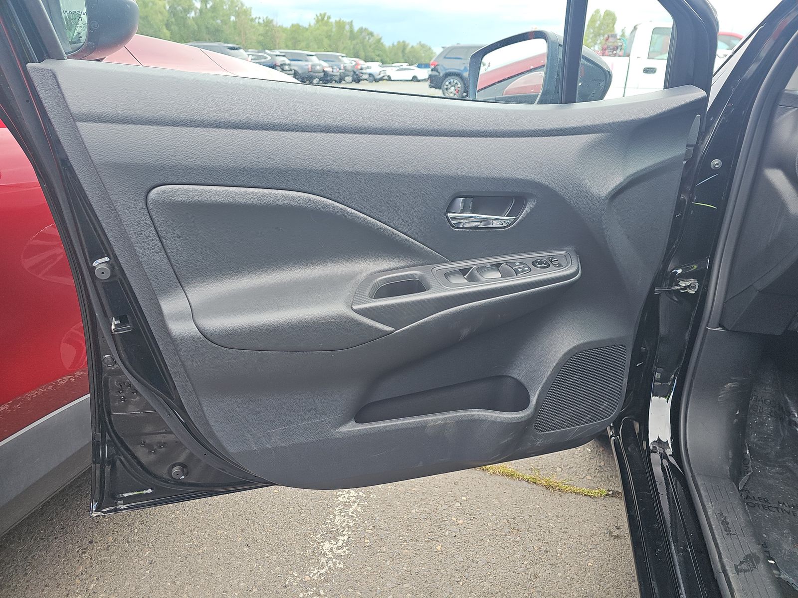 NISSAN VERSA - 10