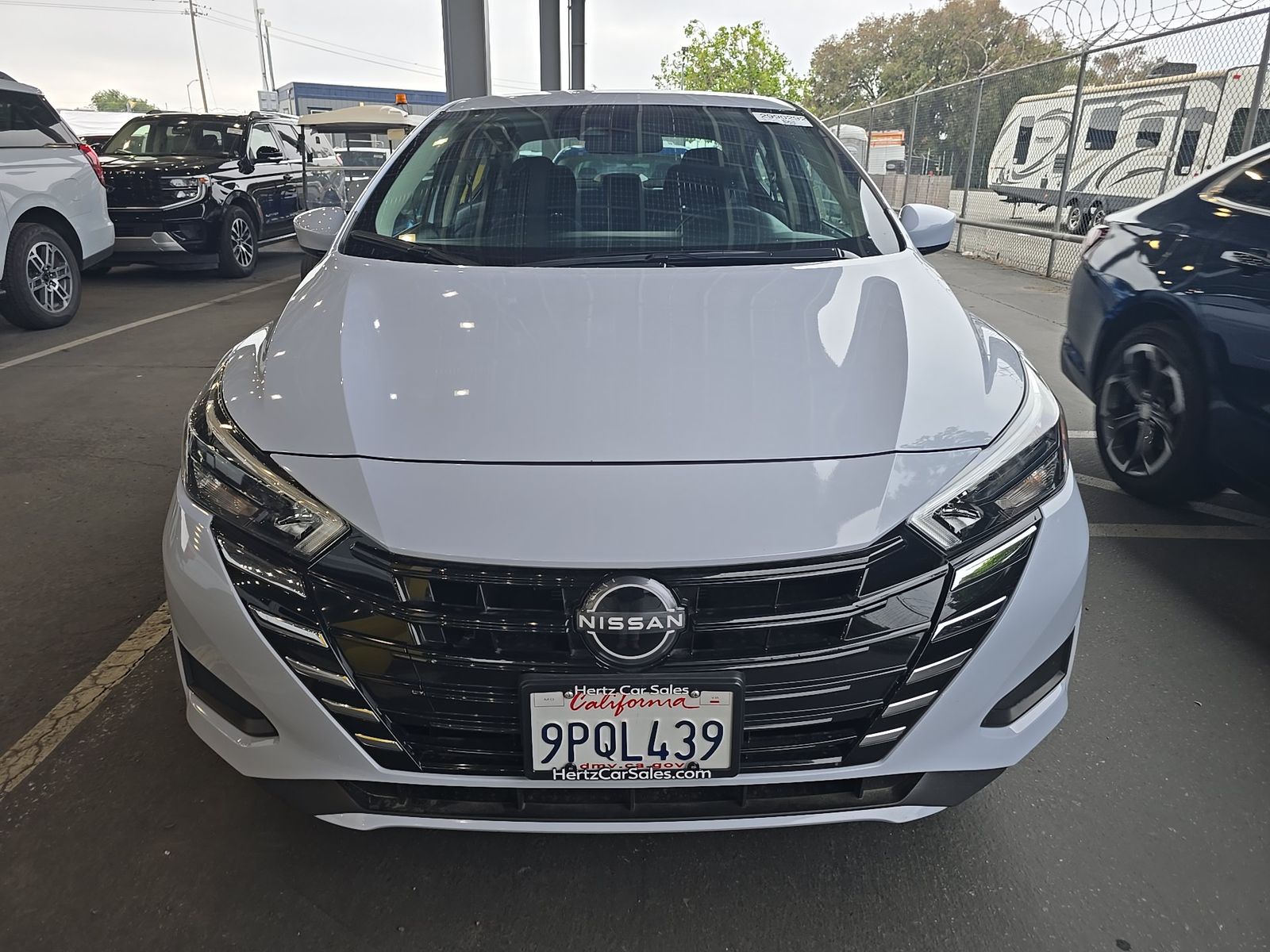 NISSAN VERSA - 3