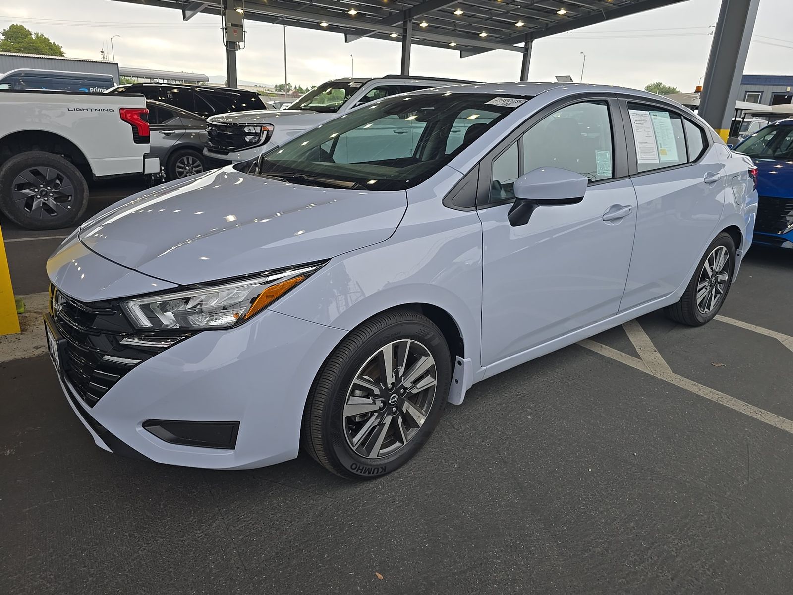 NISSAN VERSA - 1
