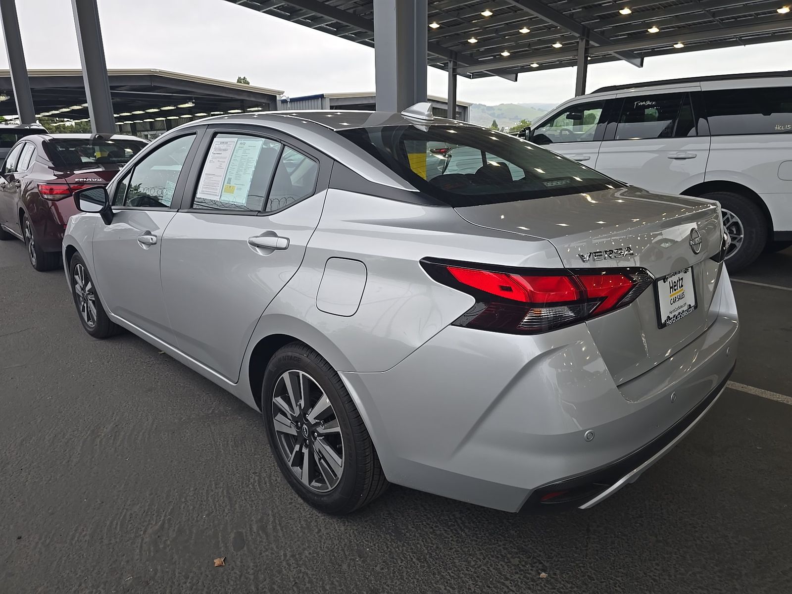 NISSAN VERSA - 7