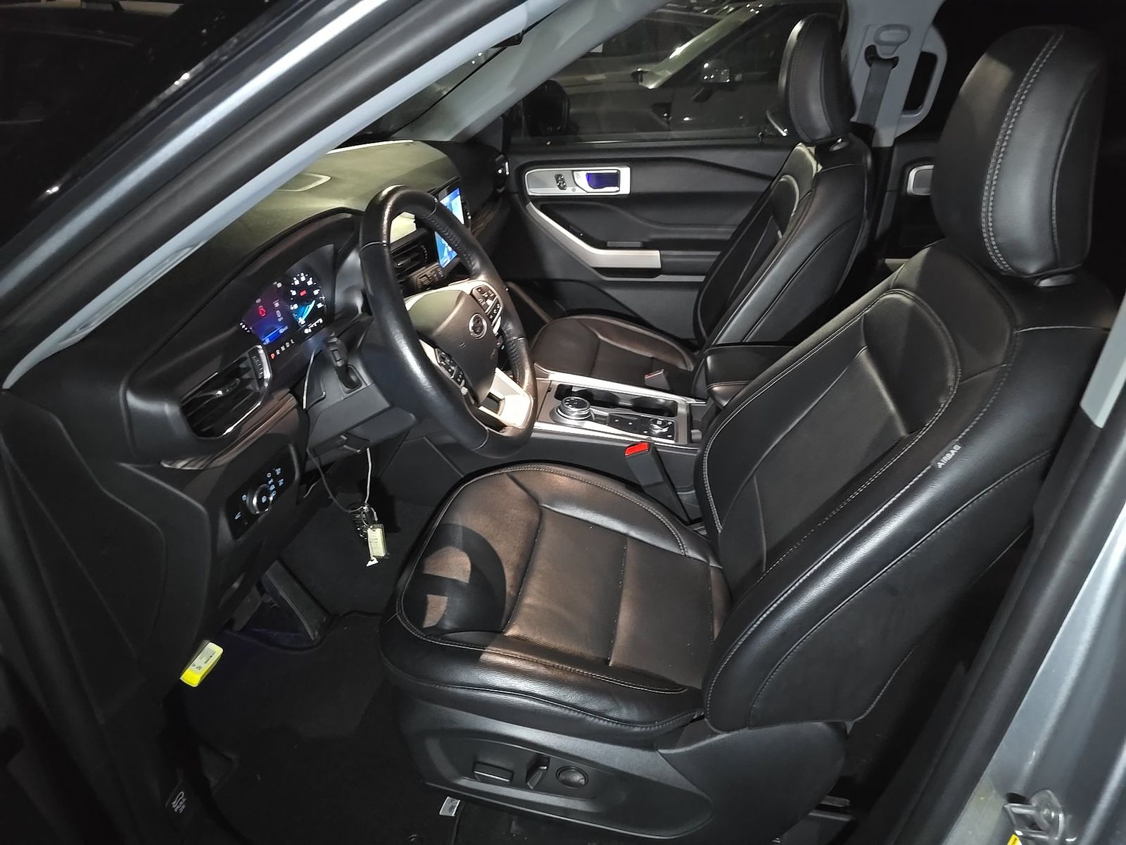FORD EXPLORER - 8