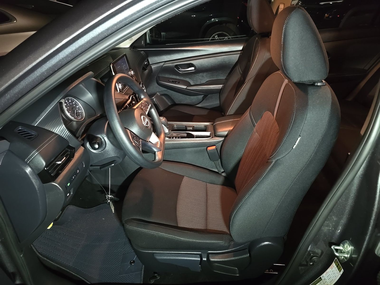 NISSAN SENTRA - 8