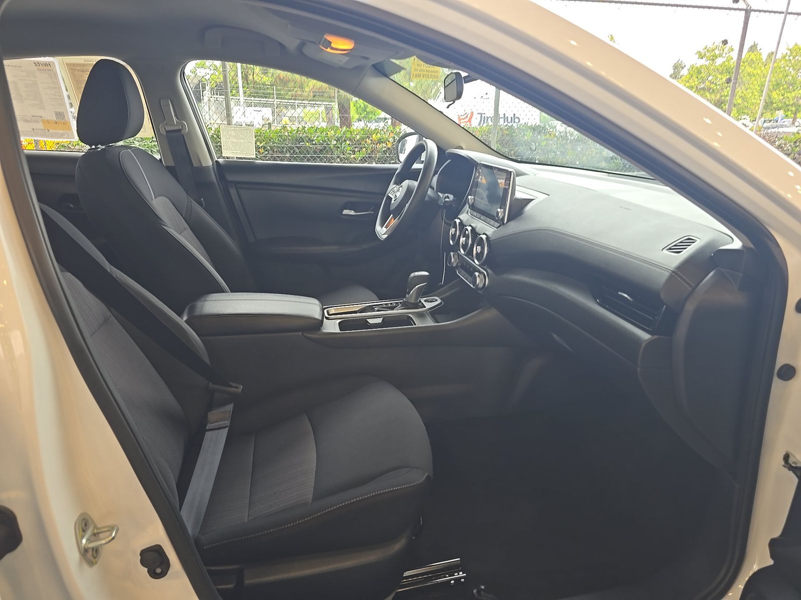 NISSAN SENTRA - 9