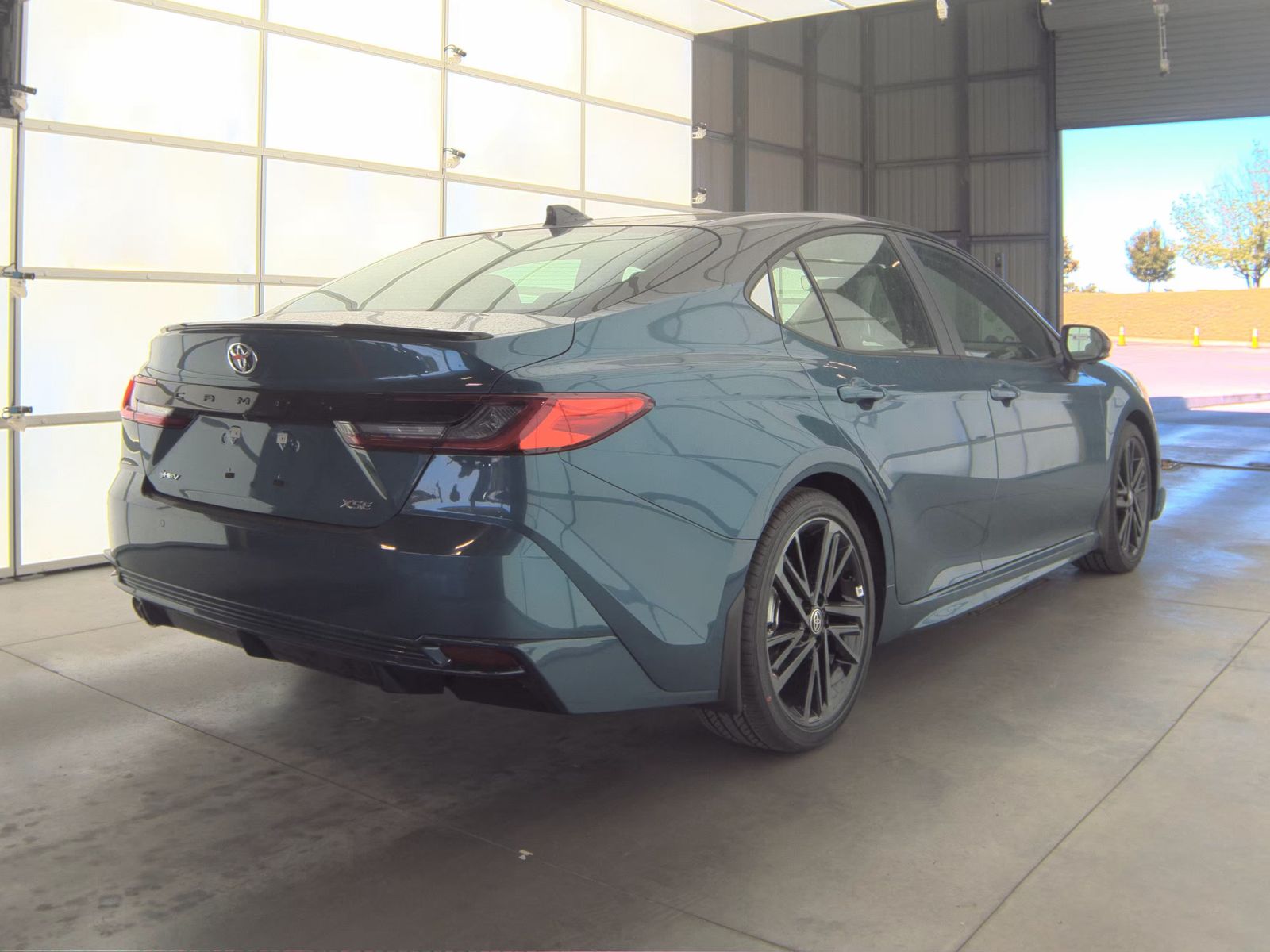 TOYOTA CAMRY - 6