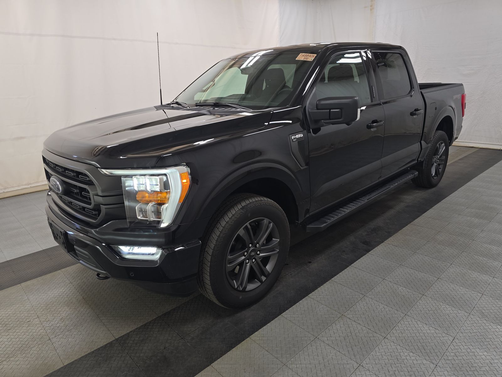 FORD F-150 - 1