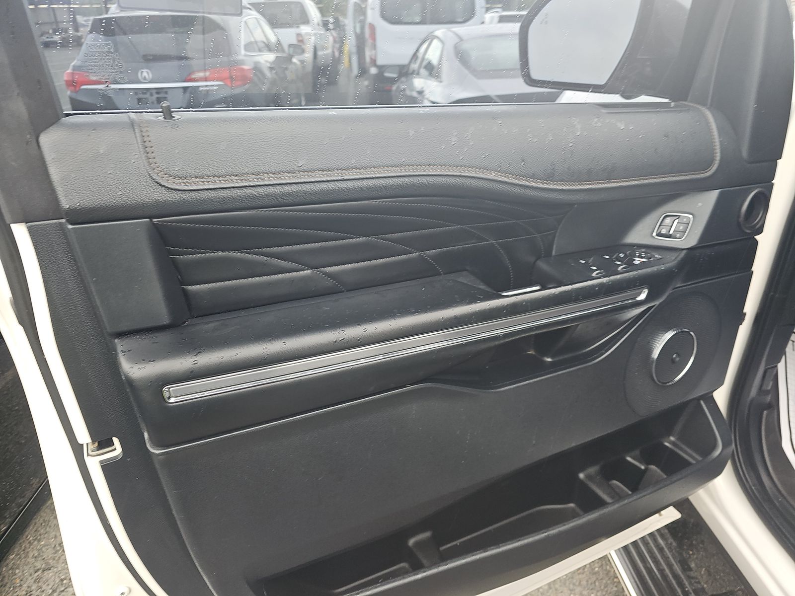 FORD EXPEDITION MAX - 10