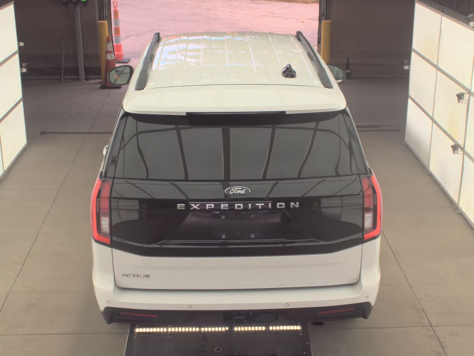 FORD EXPEDITION - 7