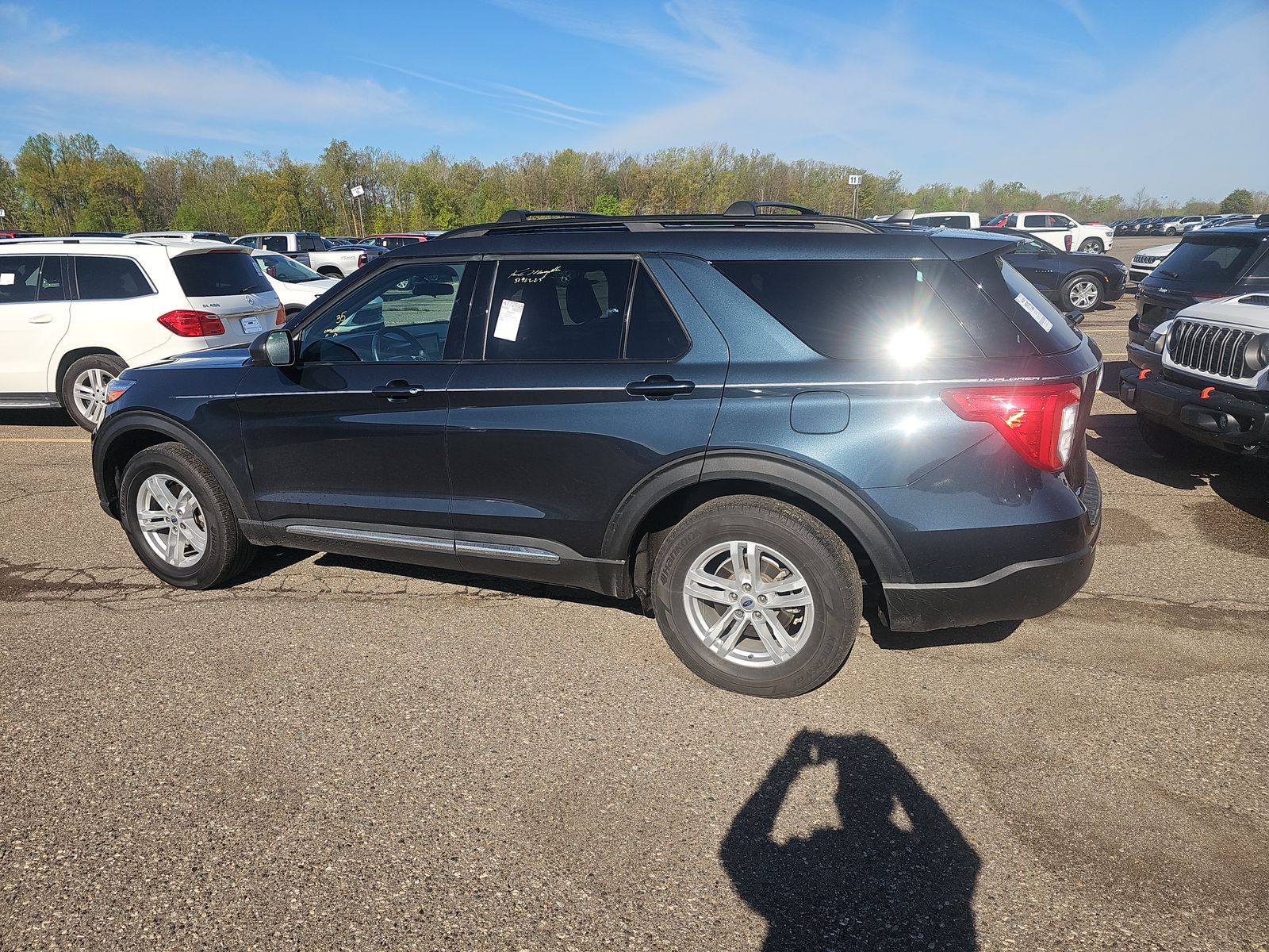 FORD EXPLORER - 7