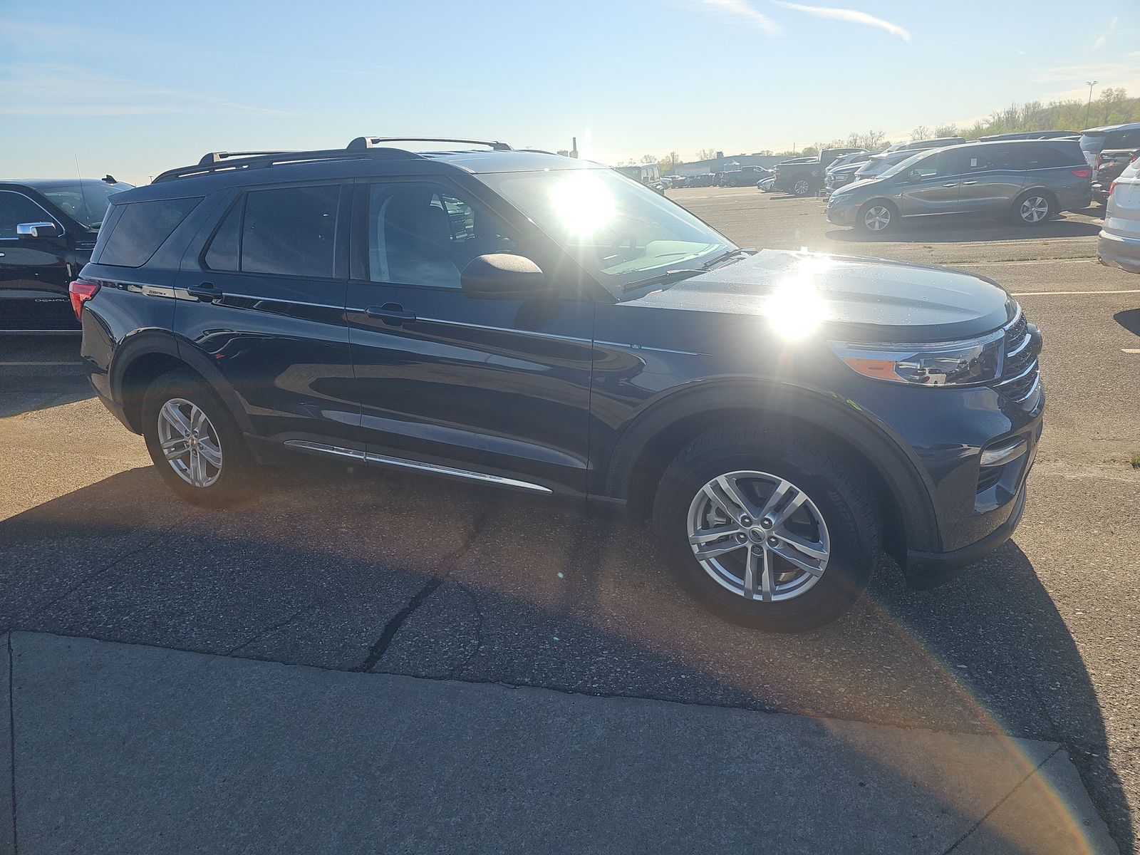 FORD EXPLORER - 4