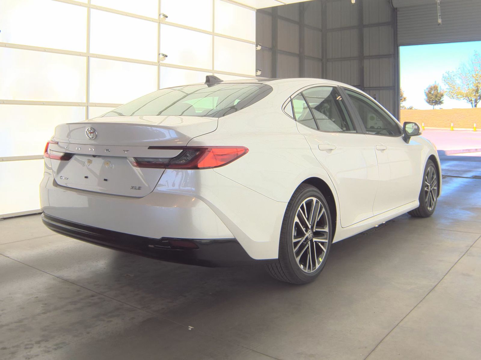 TOYOTA CAMRY - 6