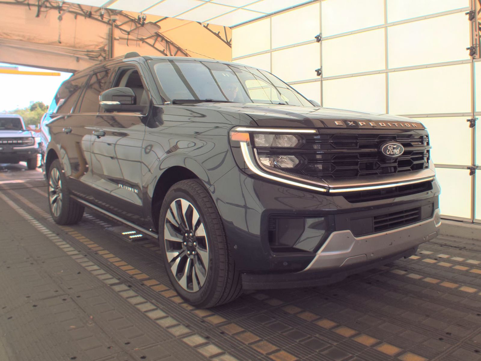 FORD EXPEDITION MAX - 5