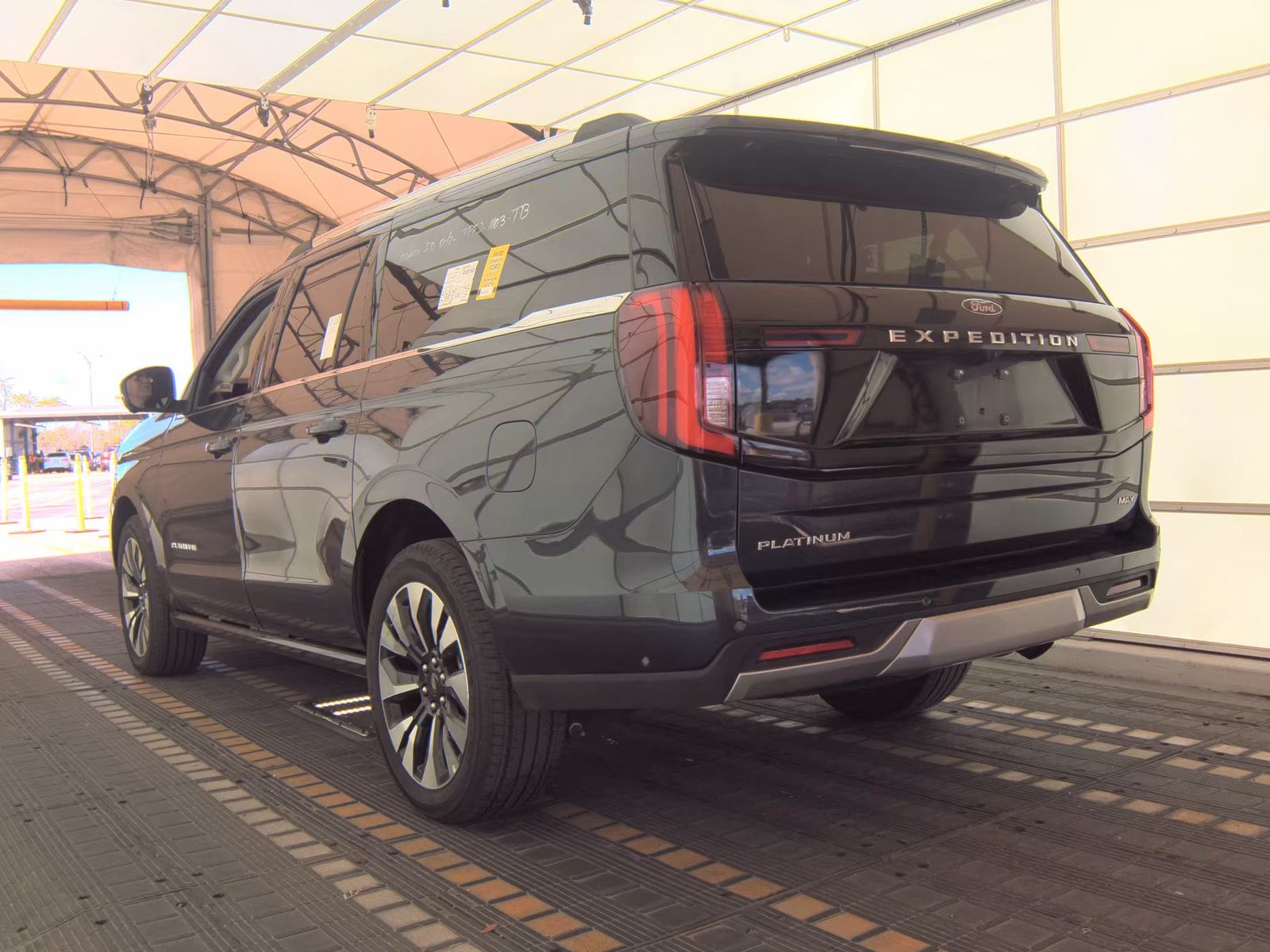 FORD EXPEDITION MAX - 9