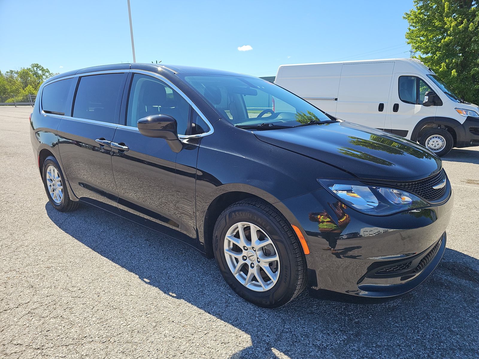 CHRYSLER VOYAGER - 4