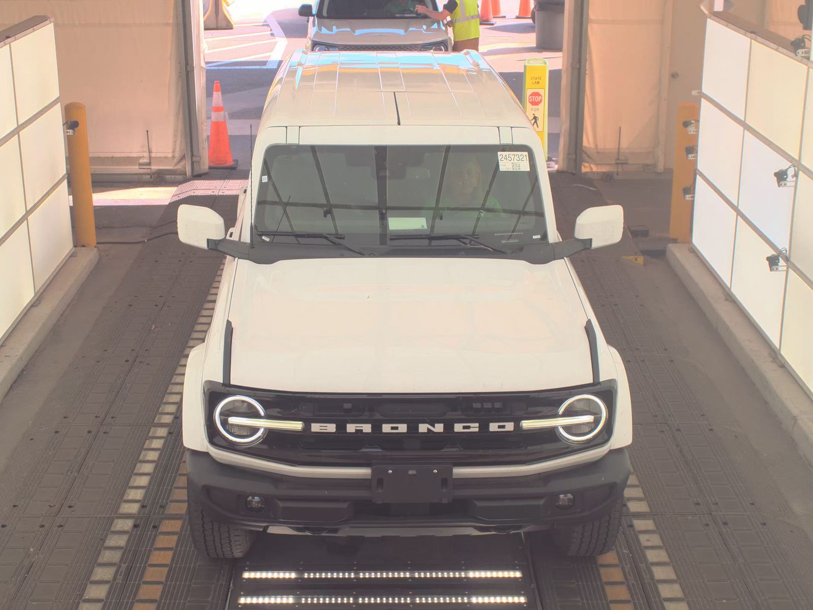 FORD BRONCO - 3