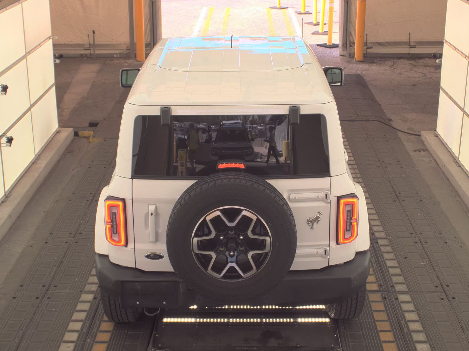 FORD BRONCO - 7