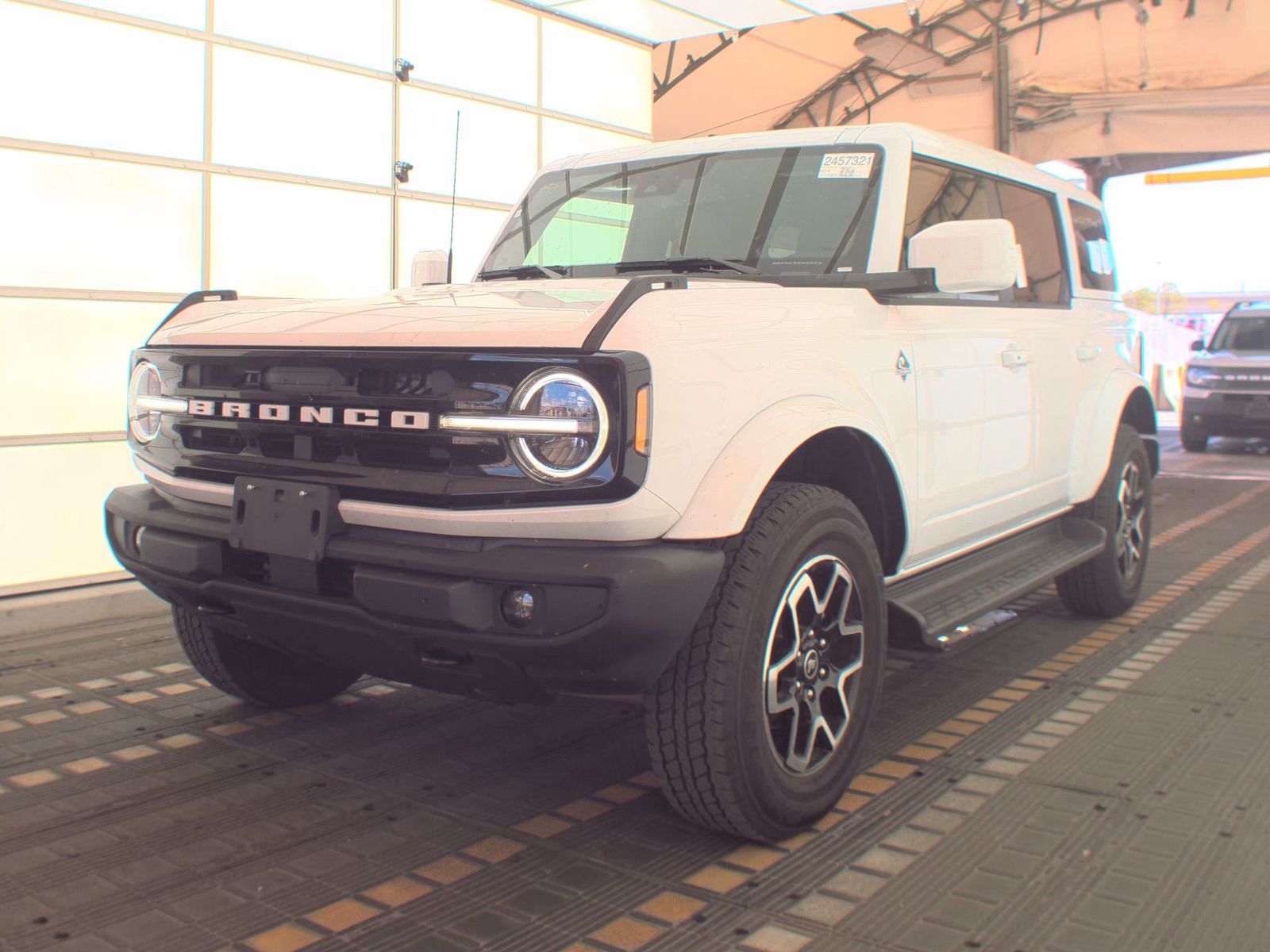 FORD BRONCO - 1