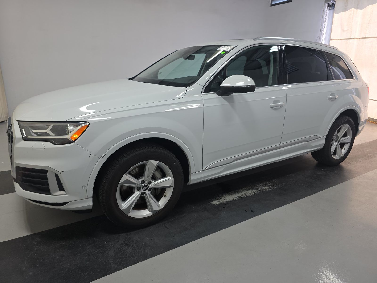 2023 Audi Q7 Premium Plus AWD