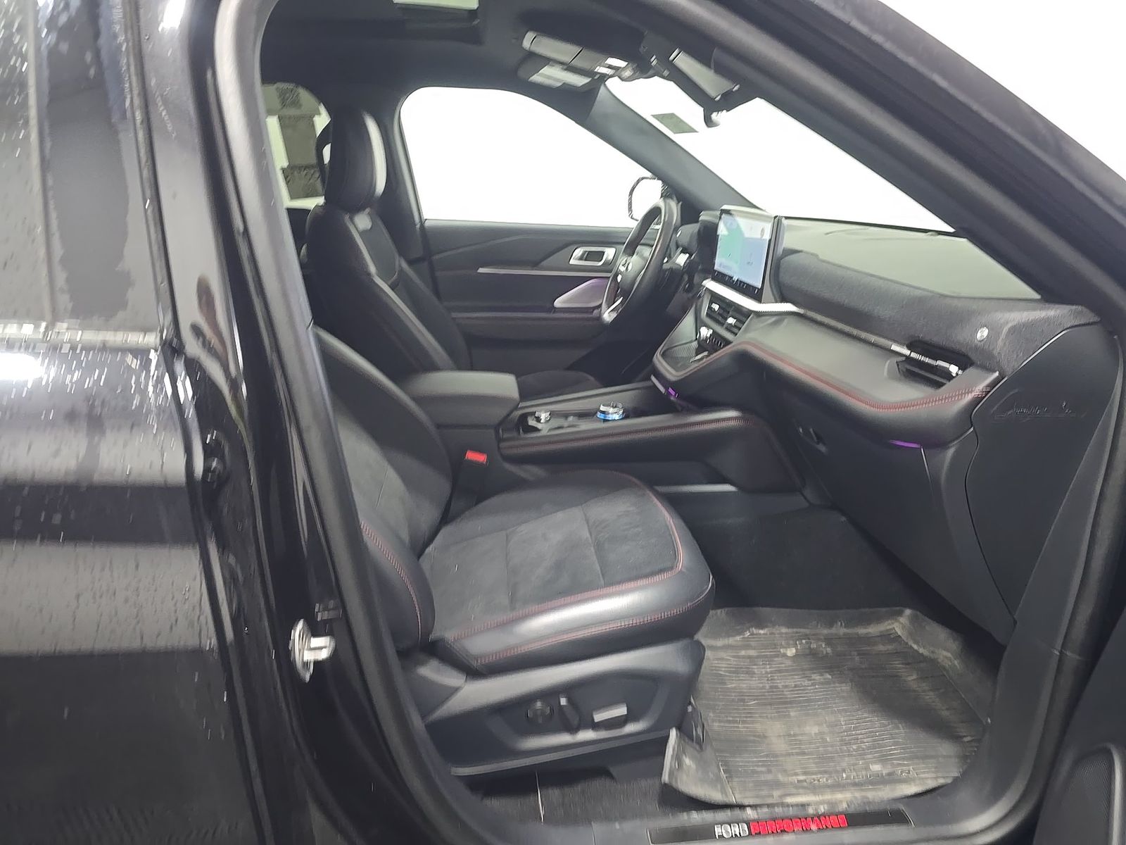 FORD EXPLORER - 9