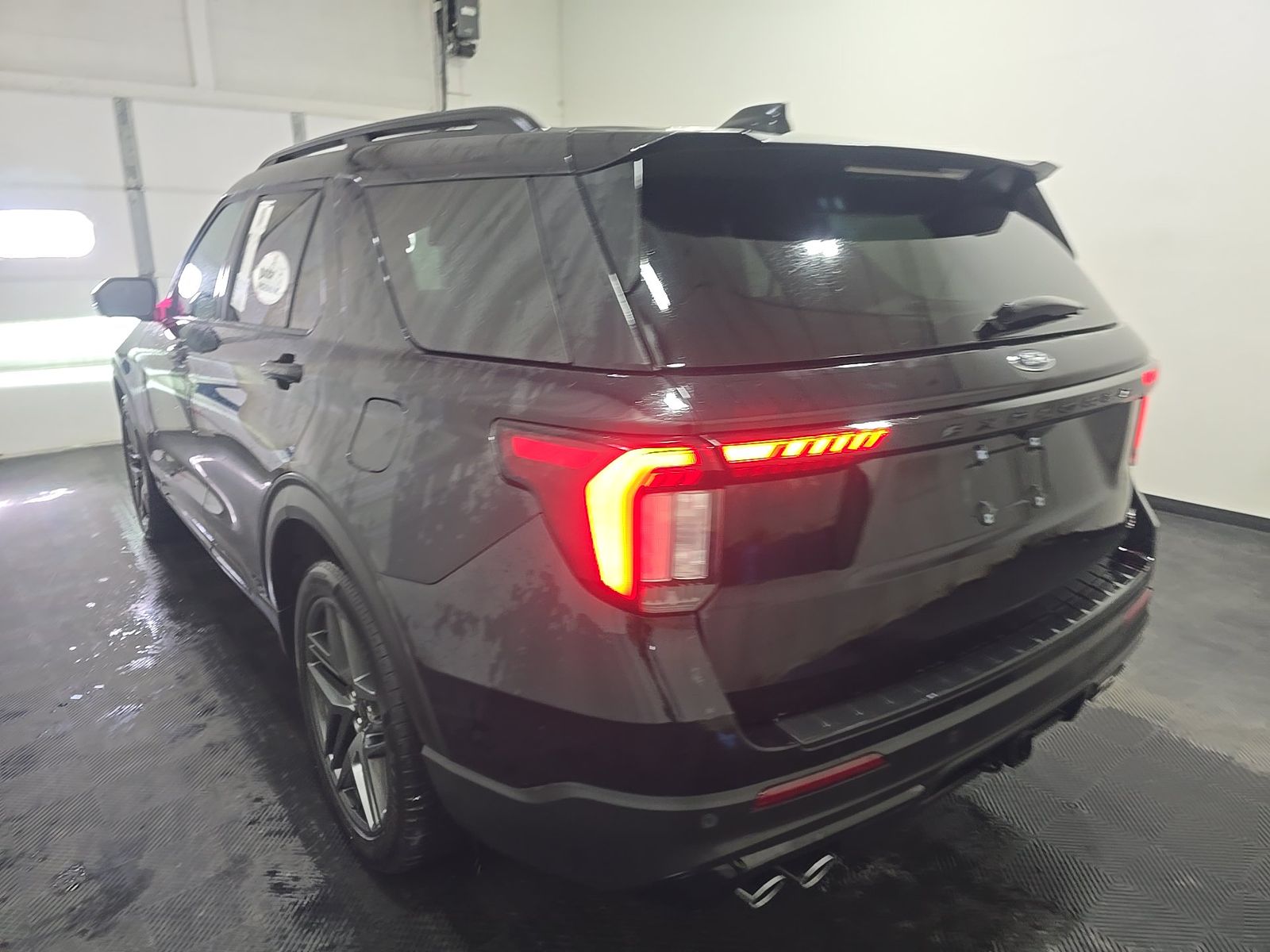 FORD EXPLORER - 7