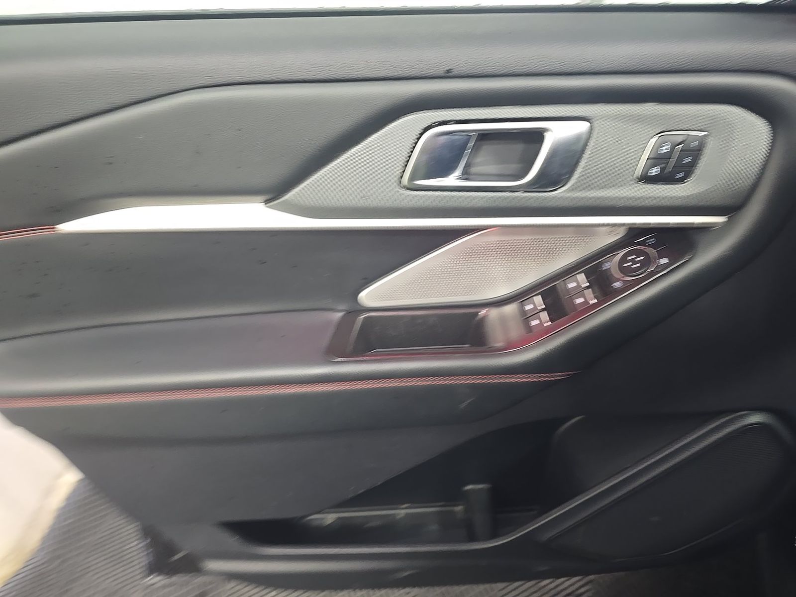 FORD EXPLORER - 10