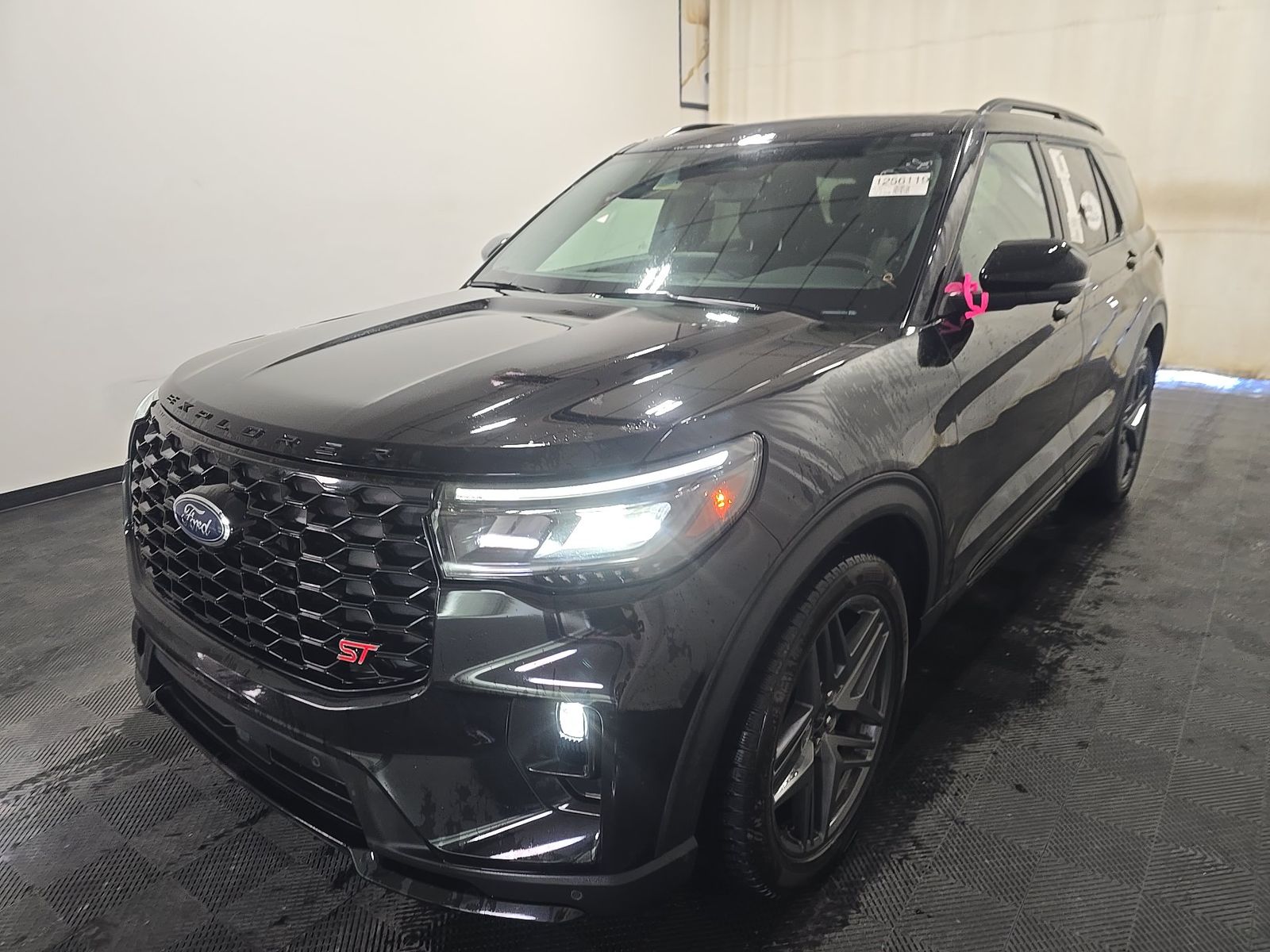 FORD EXPLORER - 1