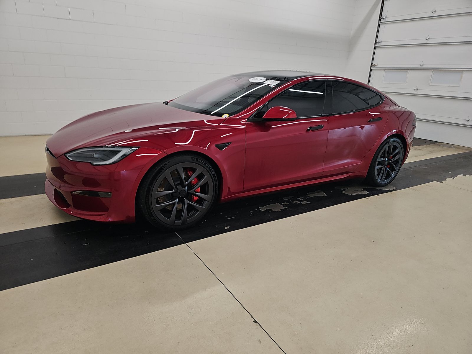 2025 Tesla Model S's photo