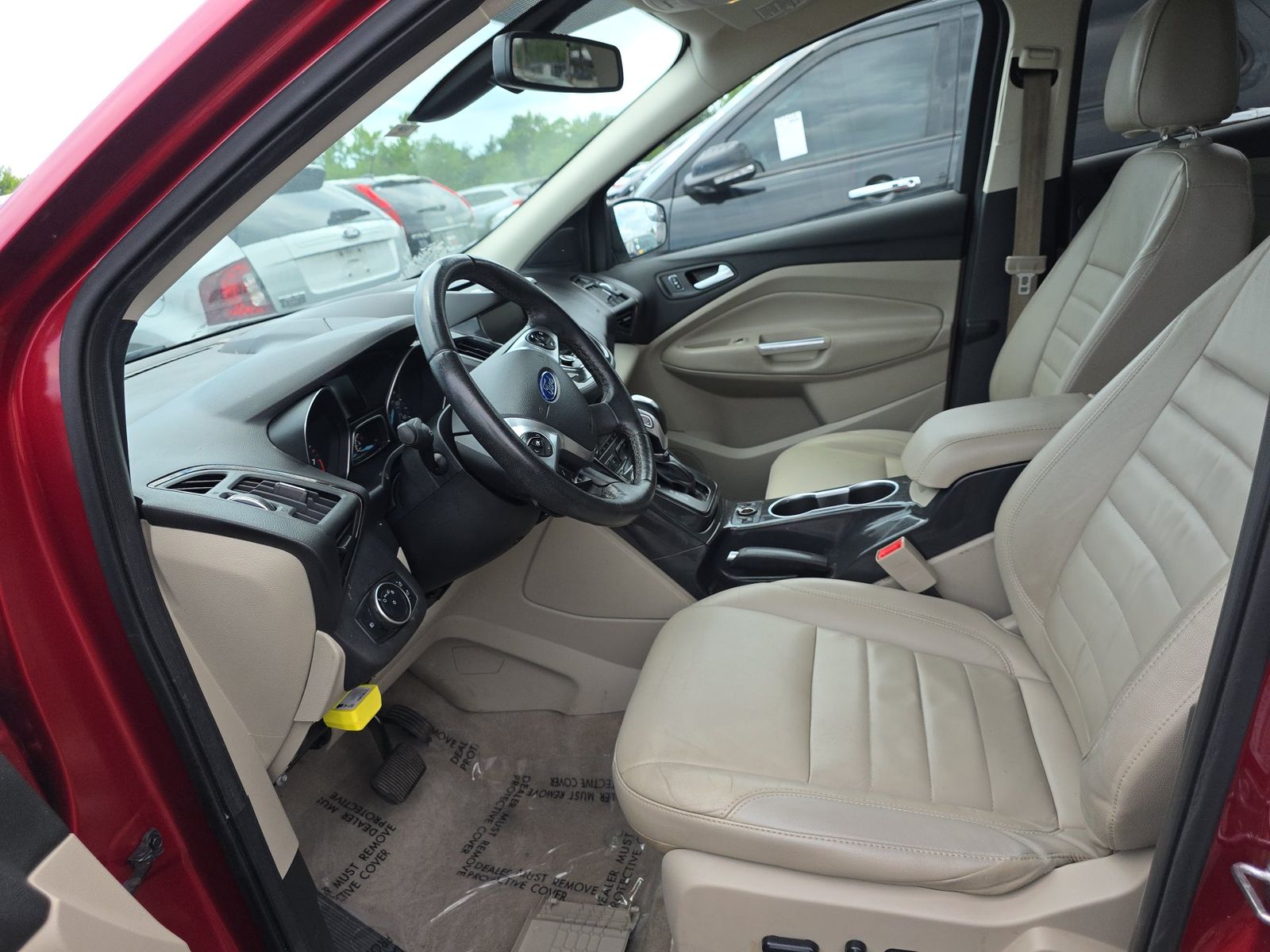 FORD ESCAPE - 8