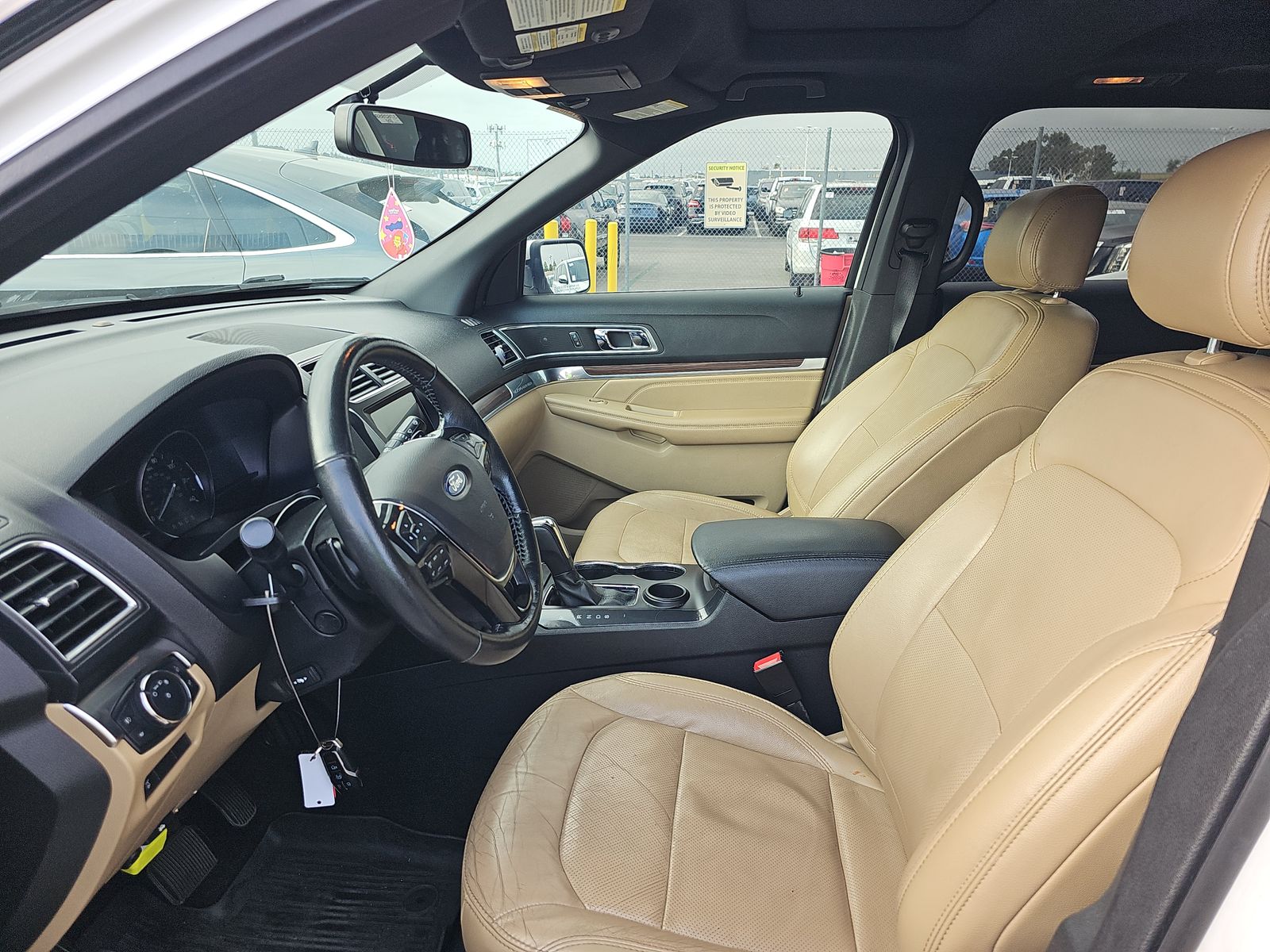 FORD EXPLORER - 8