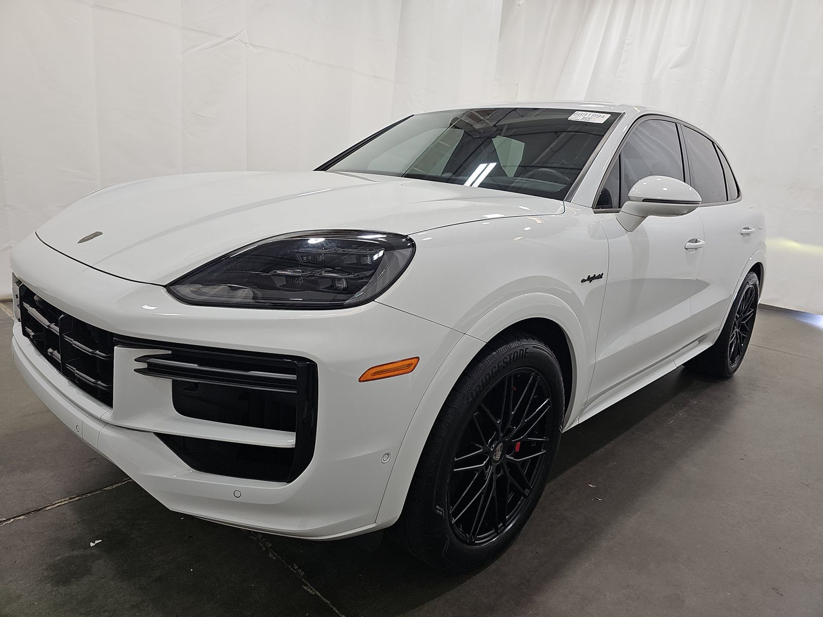 PORSCHE CAYENNE - 1