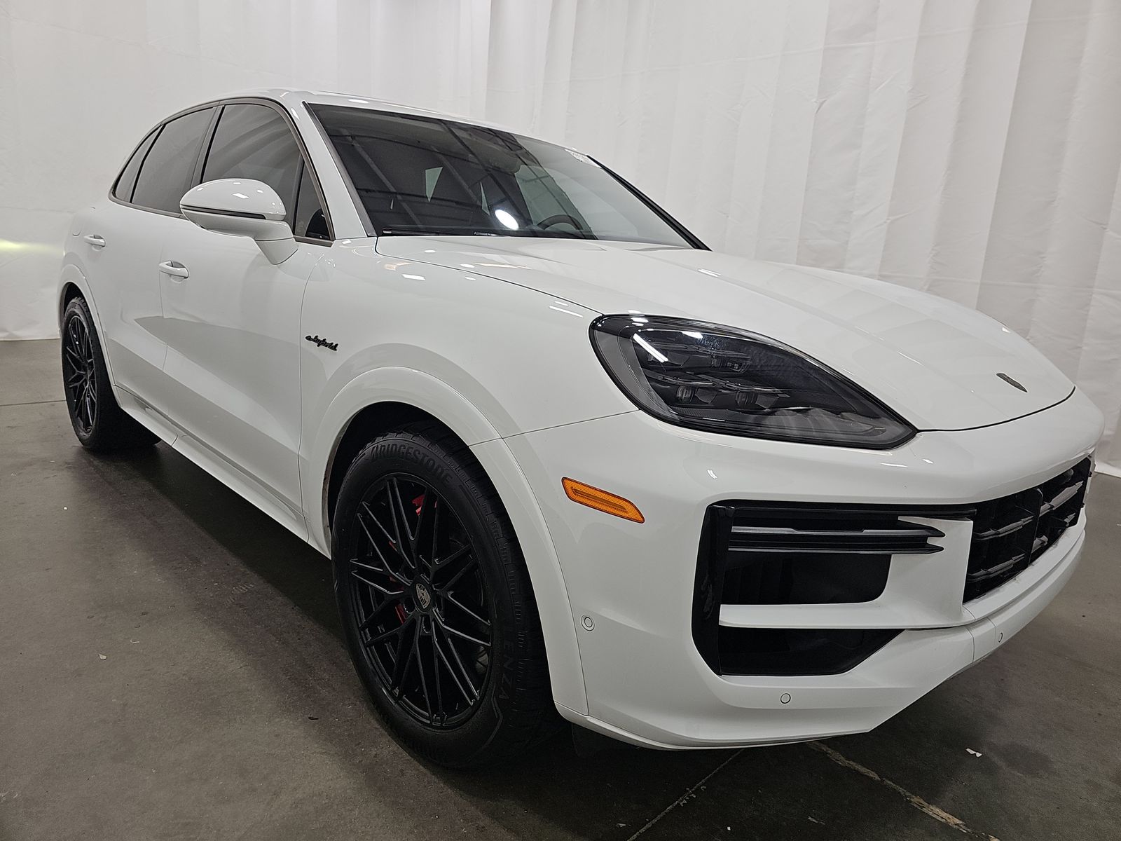 PORSCHE CAYENNE - 4