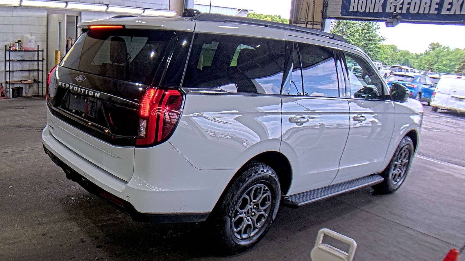 FORD EXPEDITION - 5