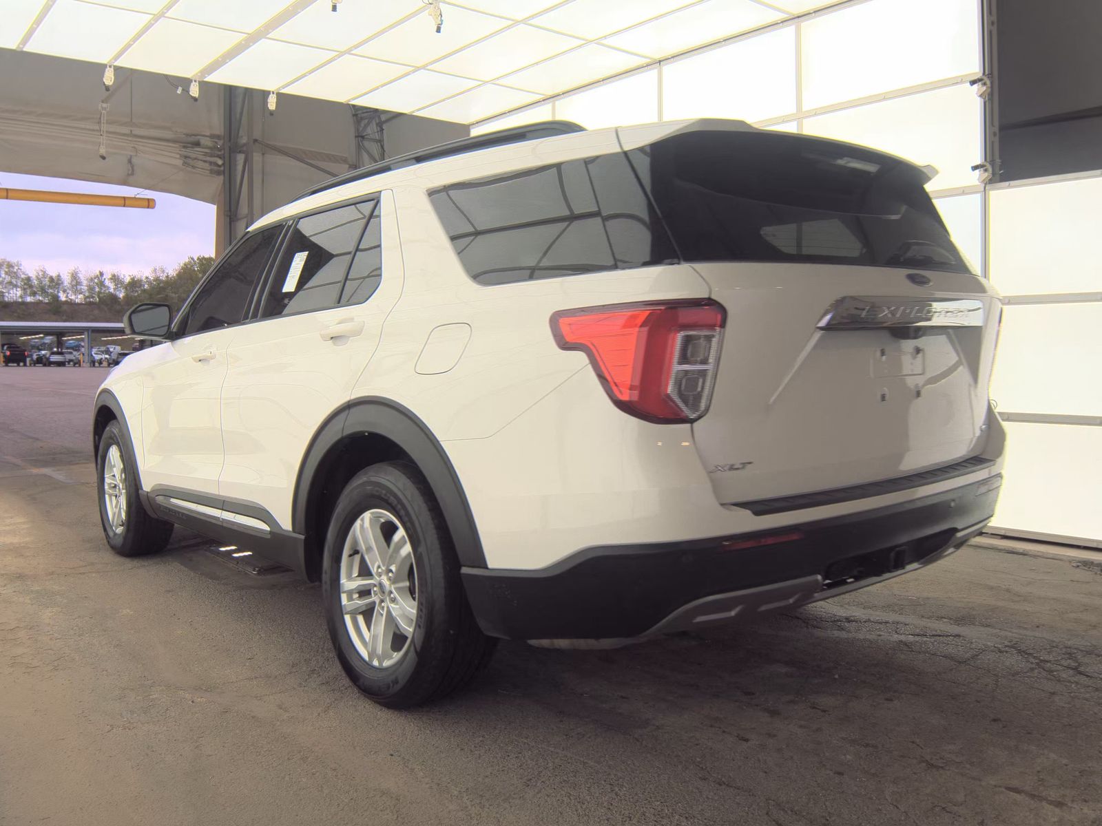 FORD EXPLORER - 9