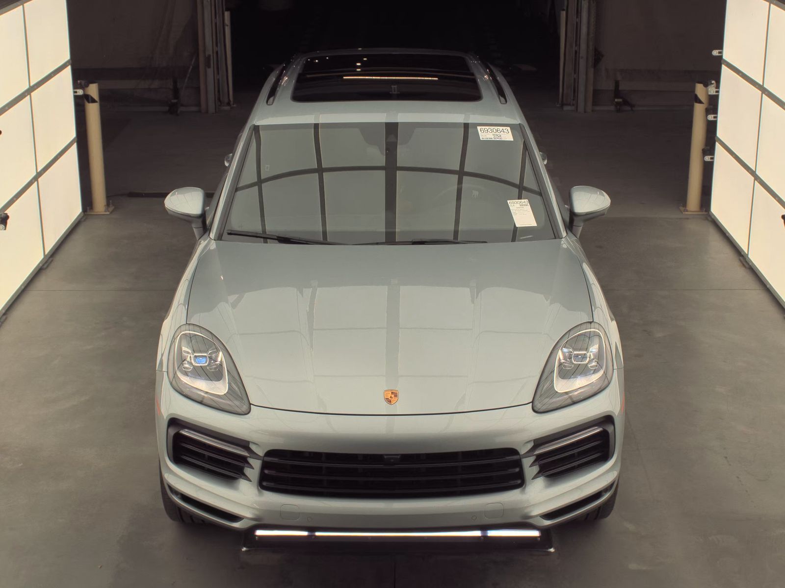 PORSCHE CAYENNE - 3