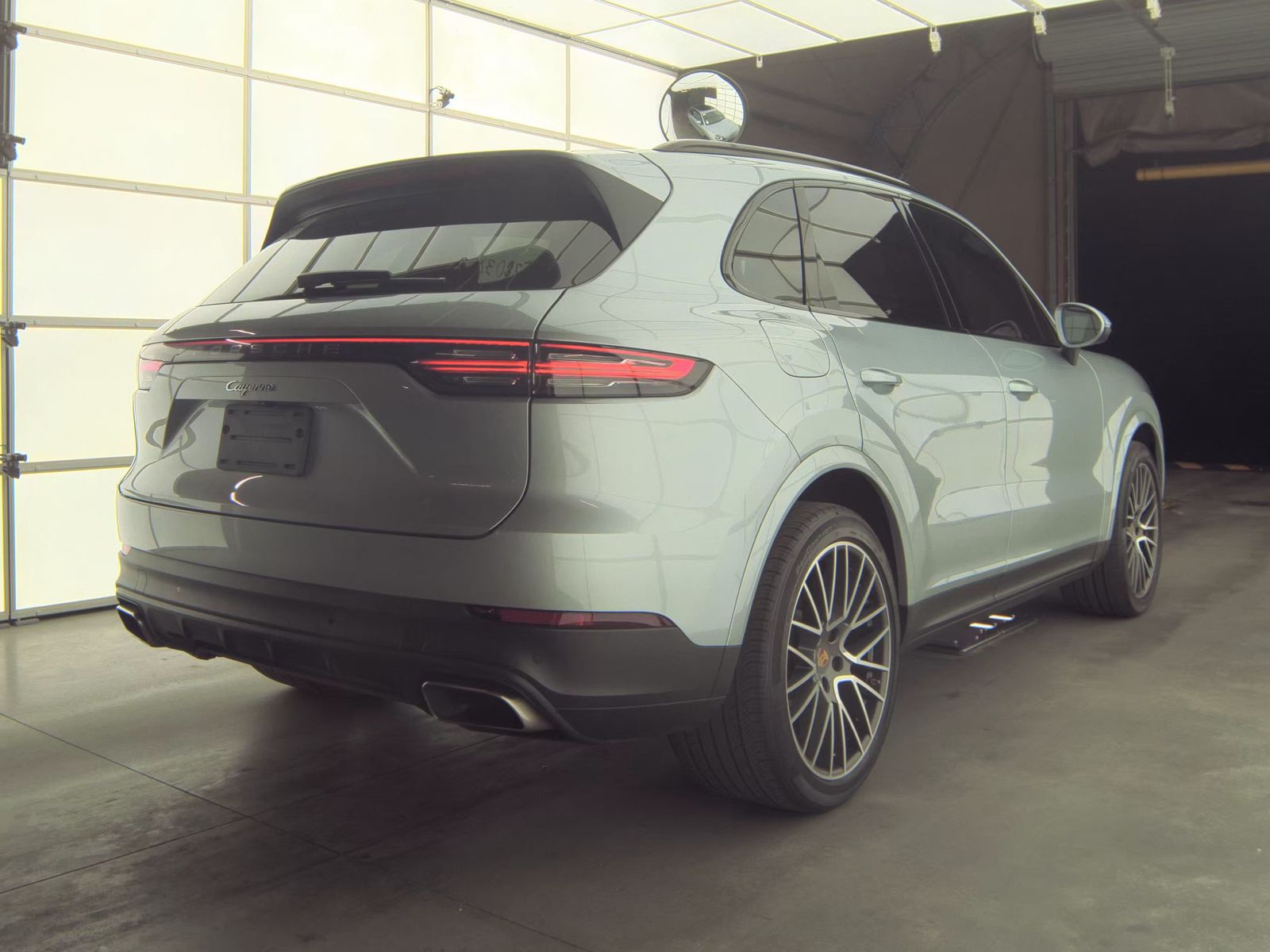 PORSCHE CAYENNE - 5