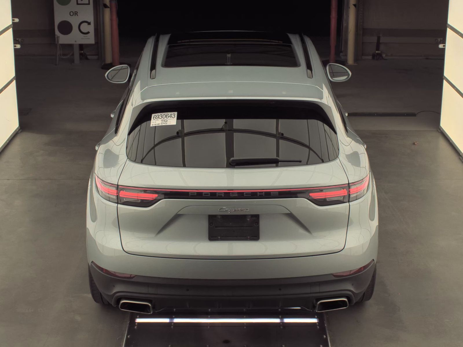 PORSCHE CAYENNE - 6