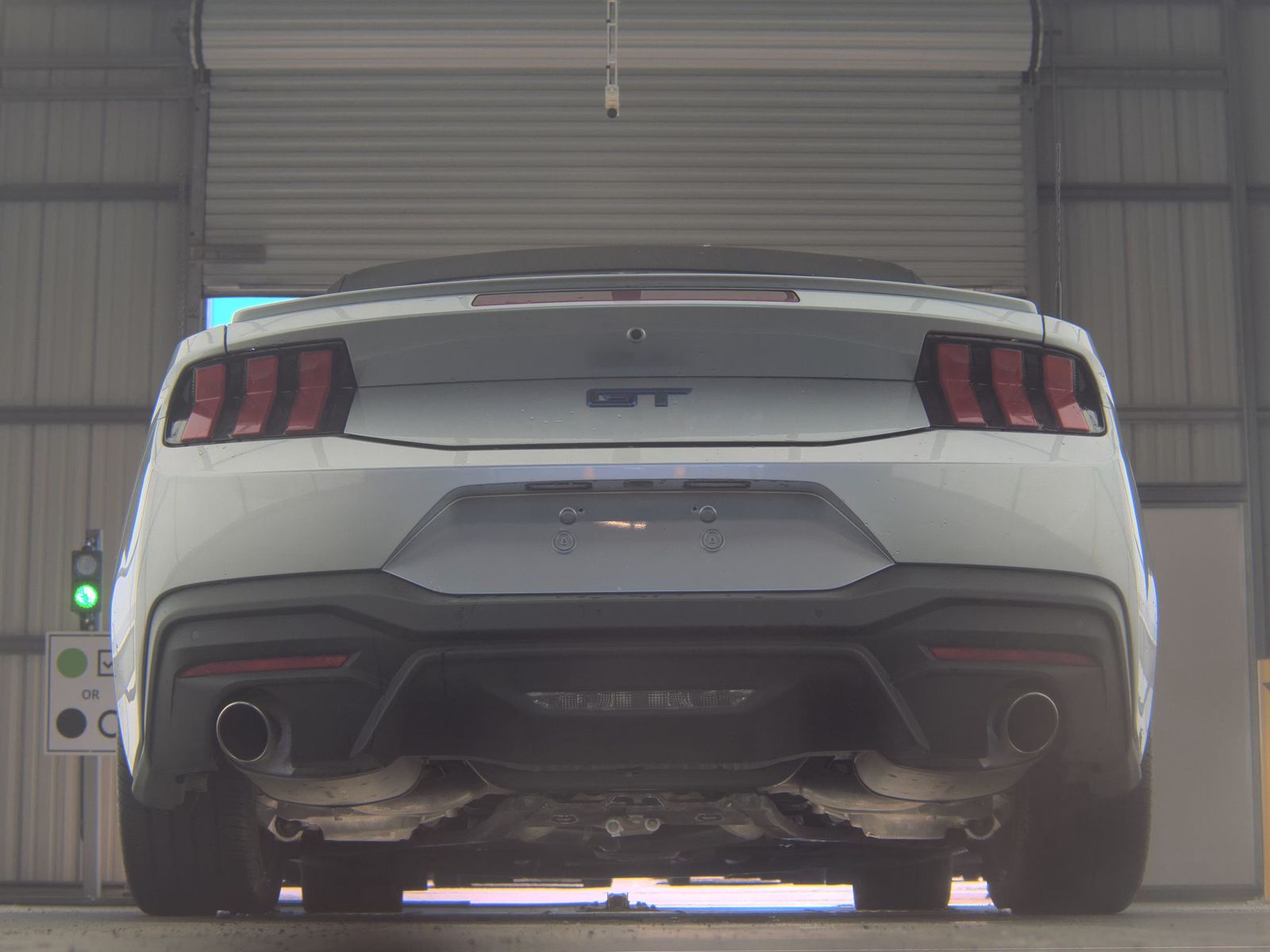 FORD MUSTANG - 8