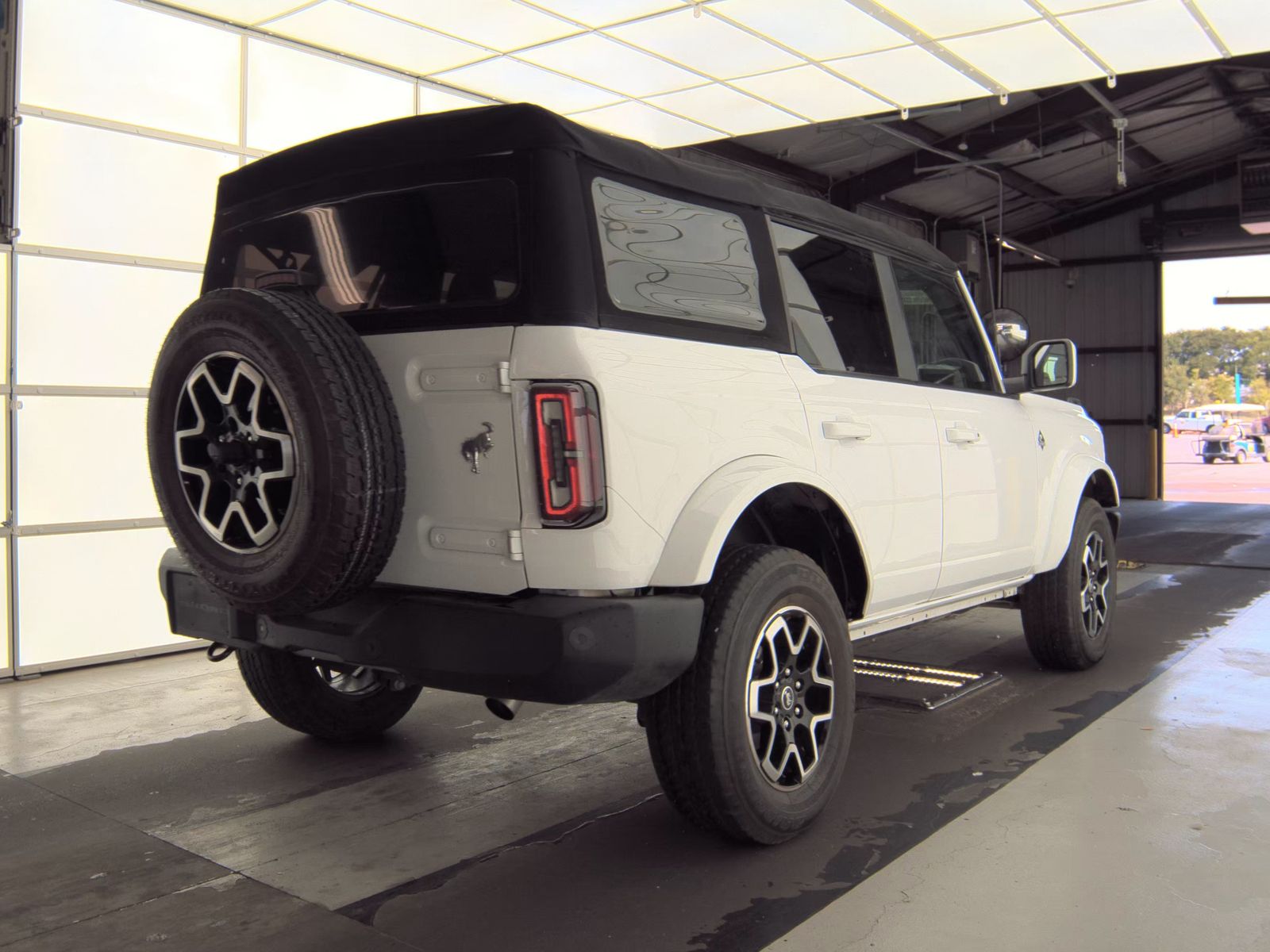 FORD BRONCO - 6