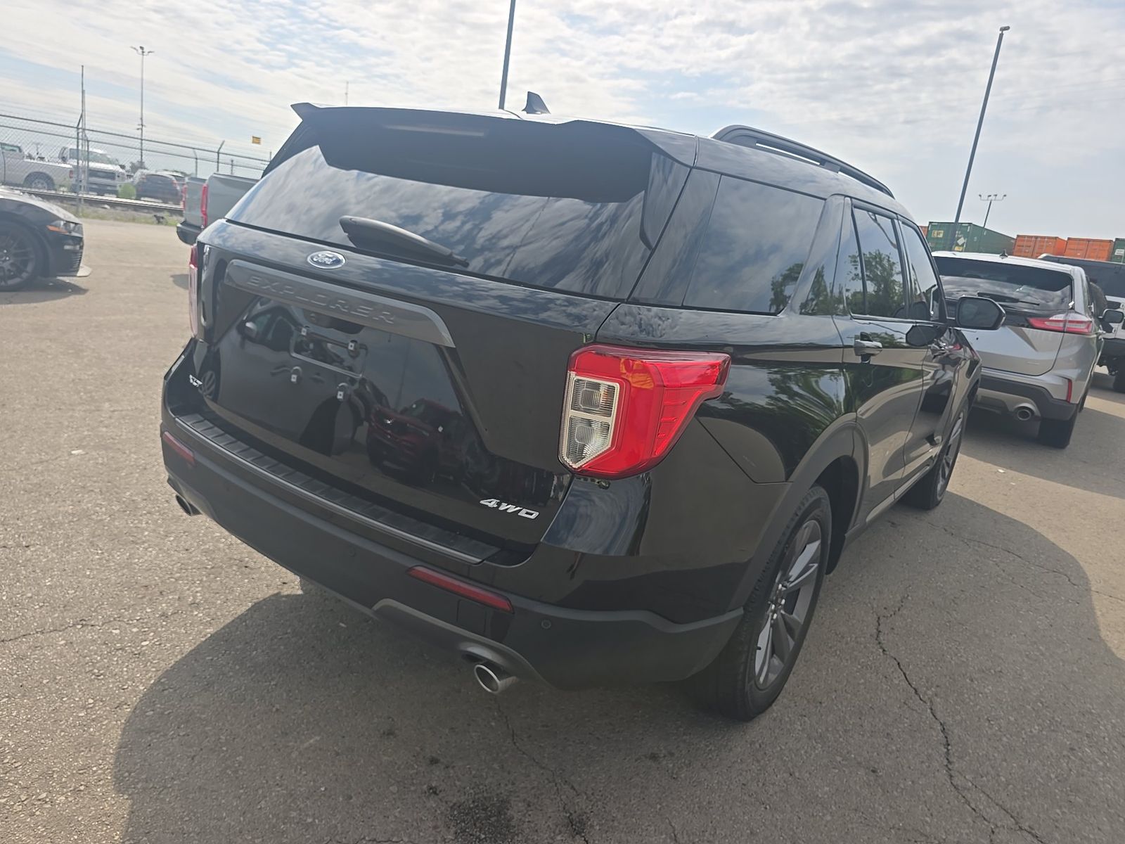 FORD EXPLORER - 5