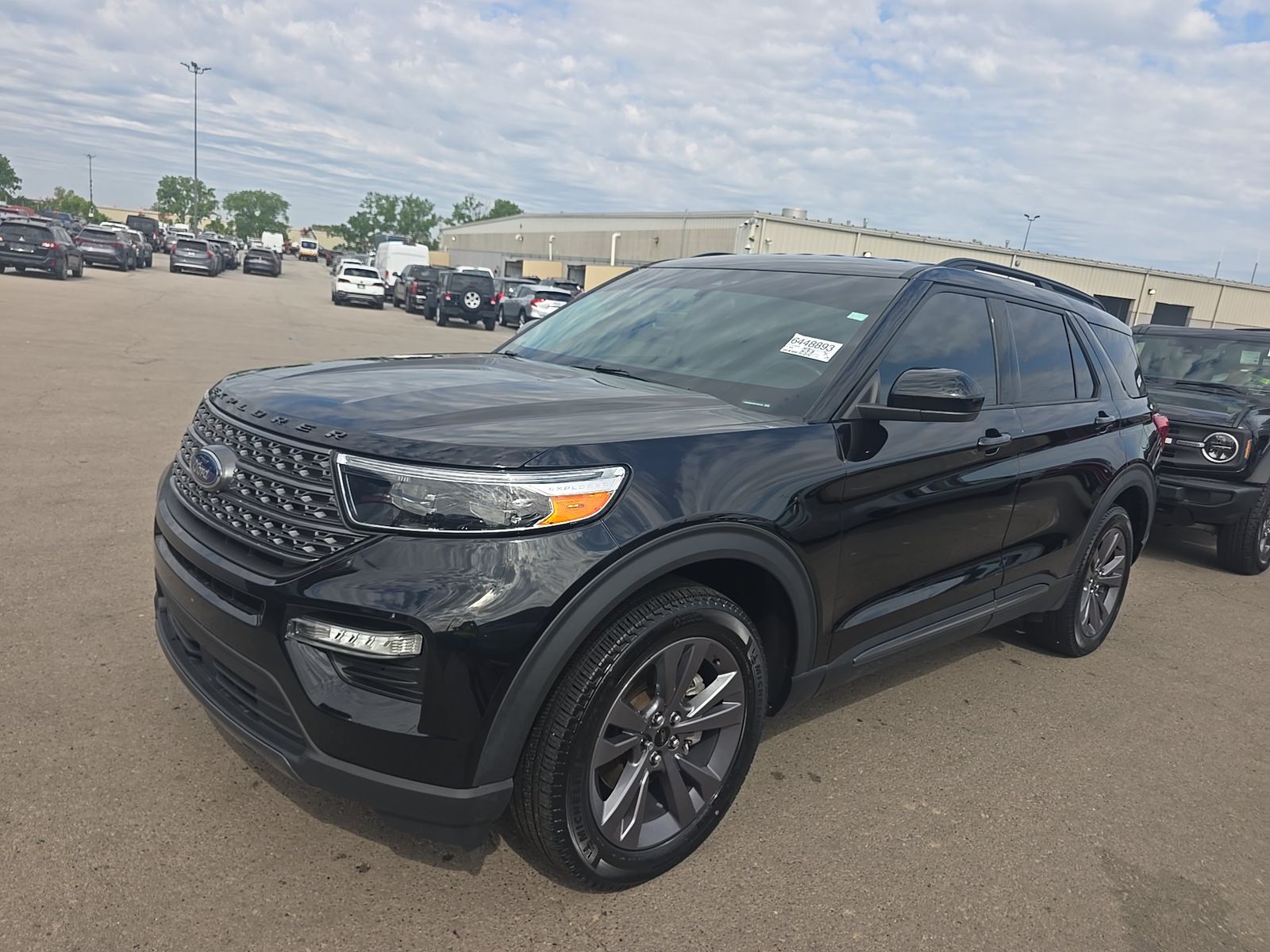 FORD EXPLORER - 1