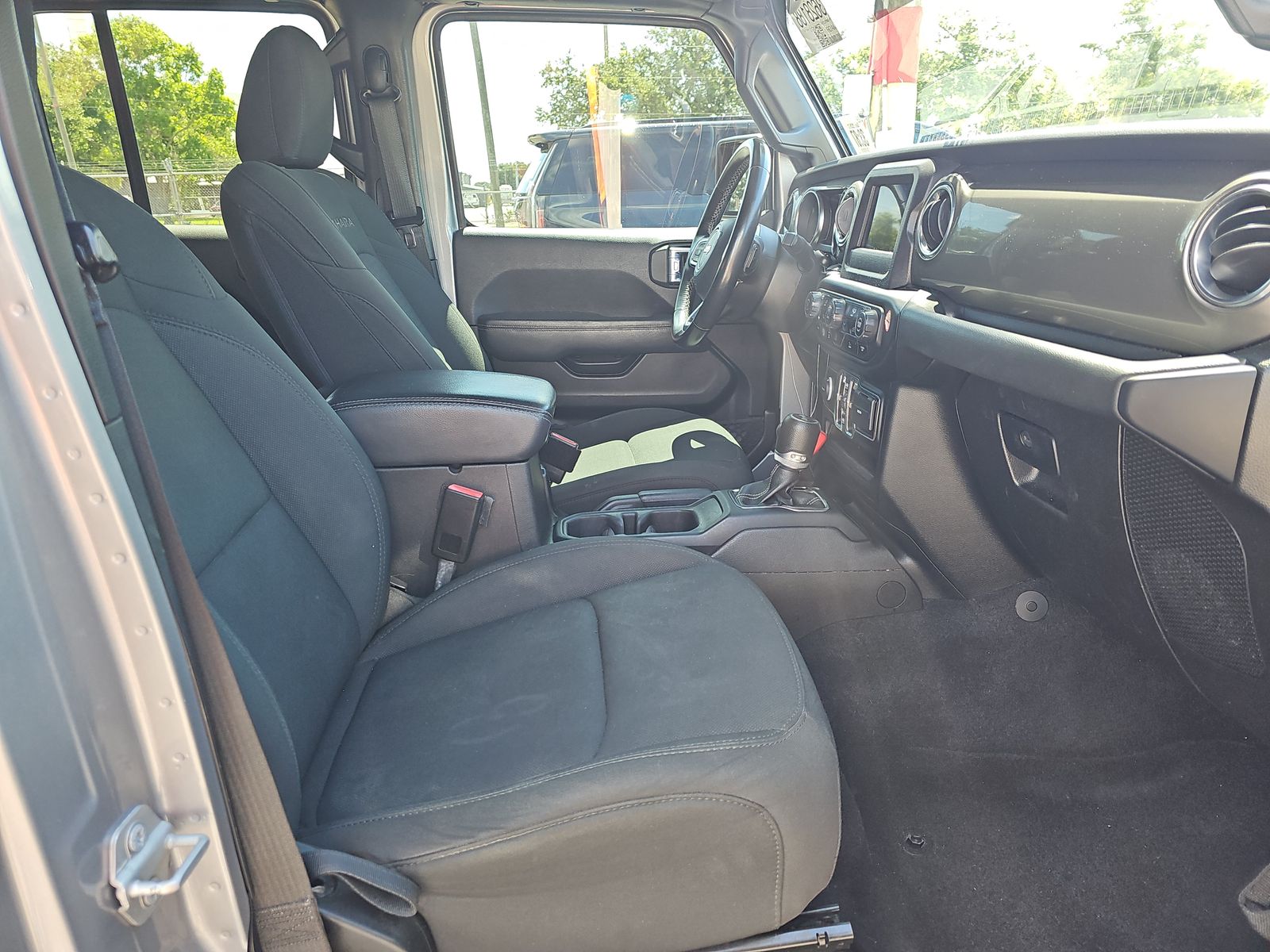 2021 Jeep Wrangler Unlimited Sahara AWD