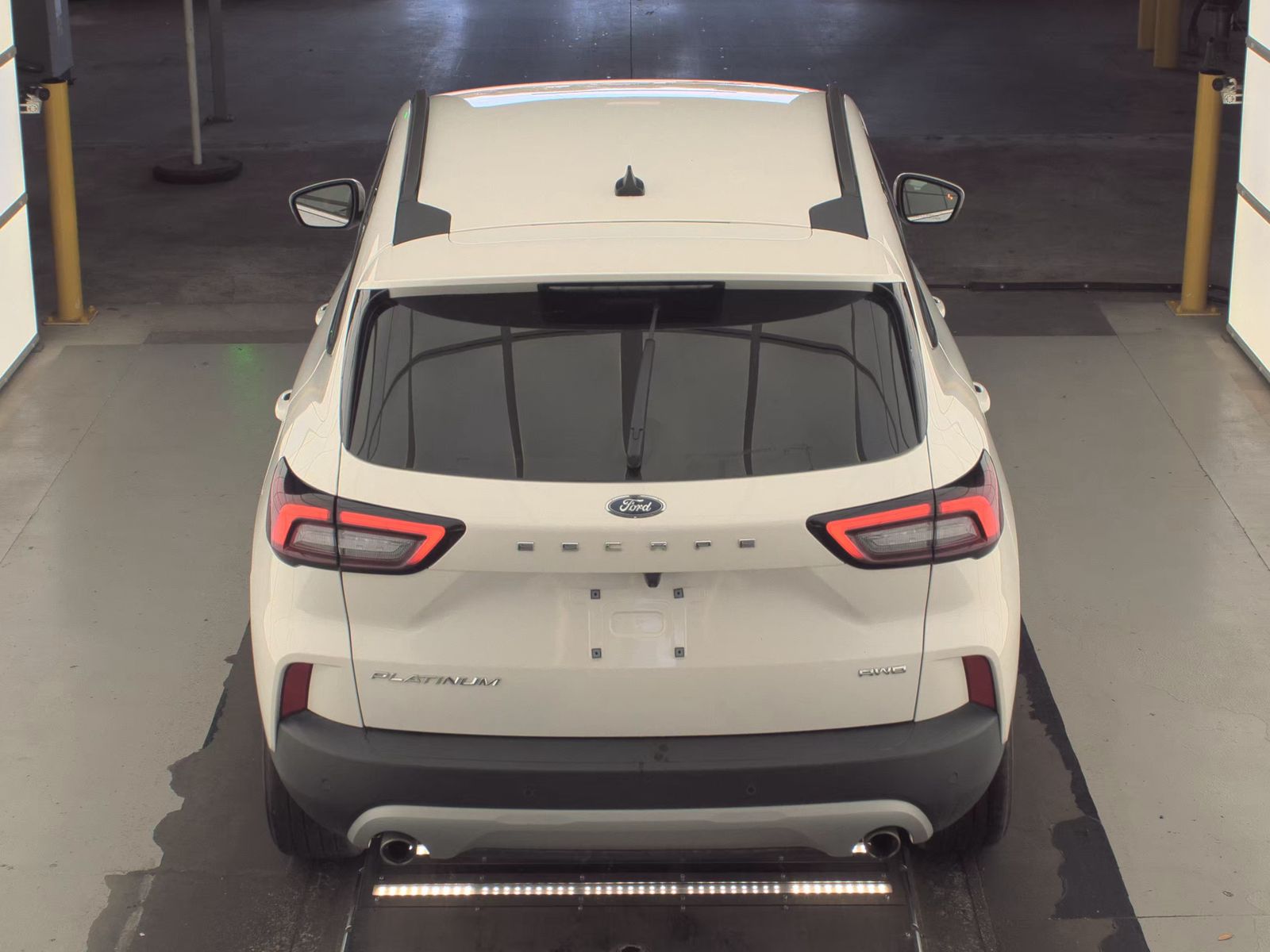 FORD ESCAPE - 7