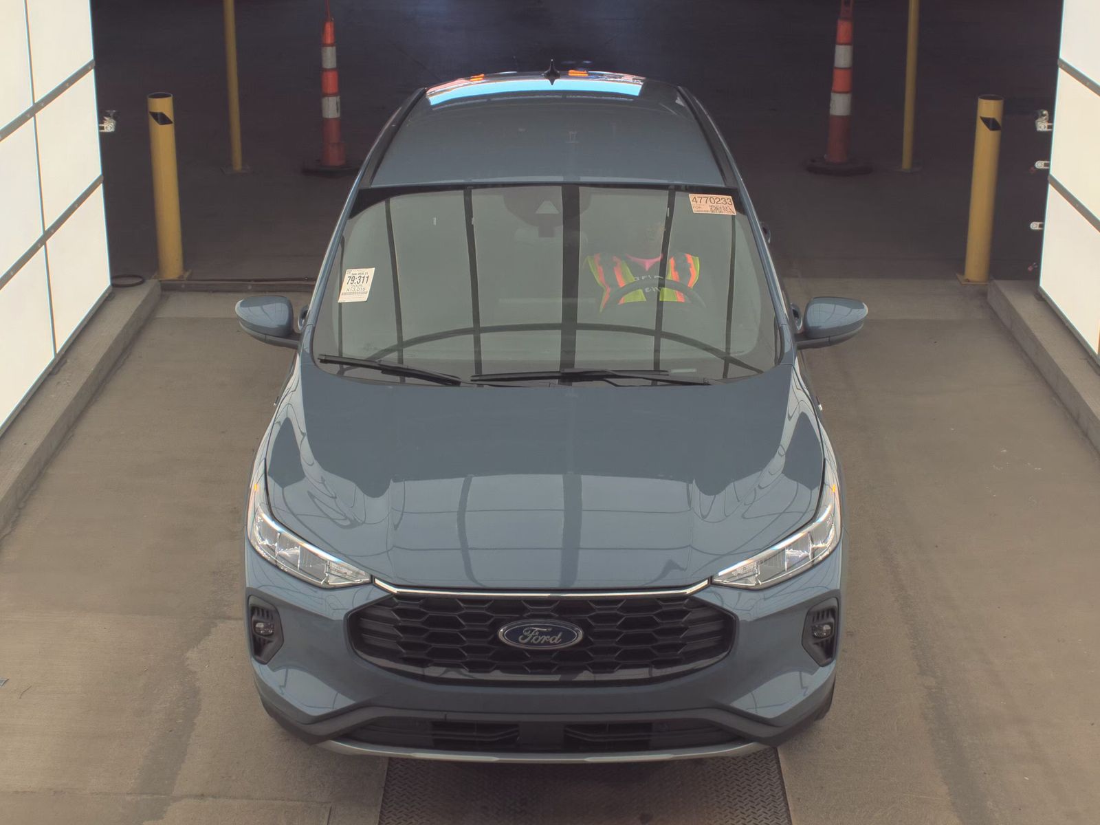 FORD ESCAPE - 3